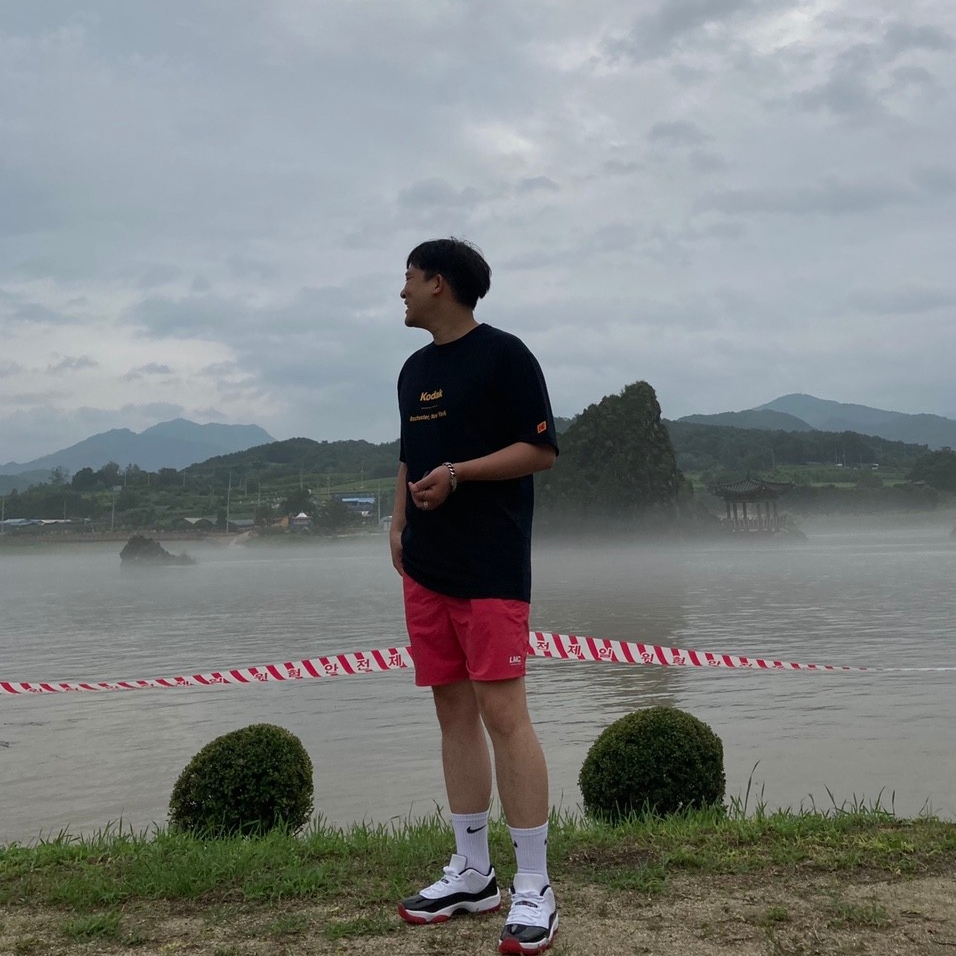 Jordan 11 Retro Low Concord Bred 착용 스타일