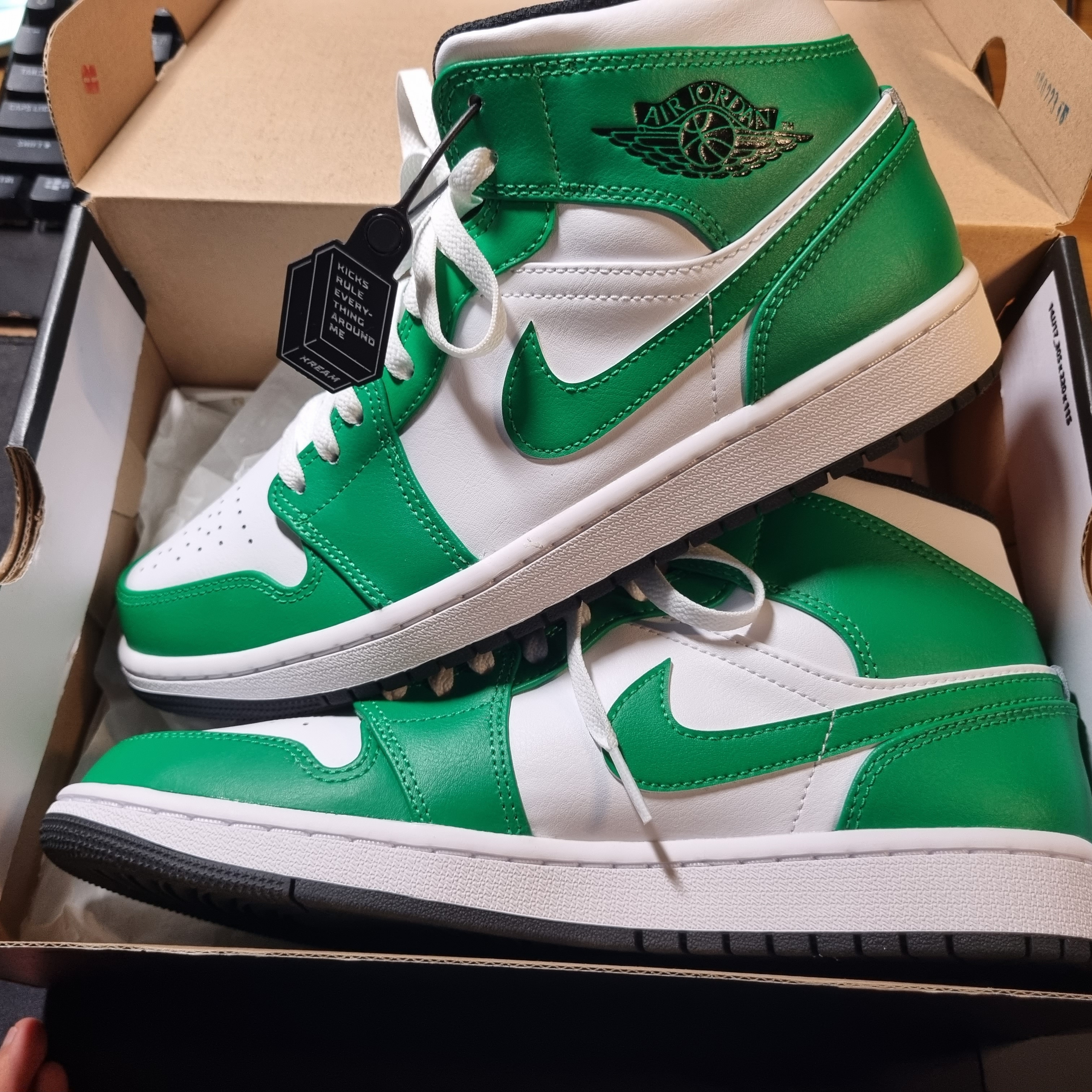 Jordan 1 Mid Lucky Green 착용 스타일