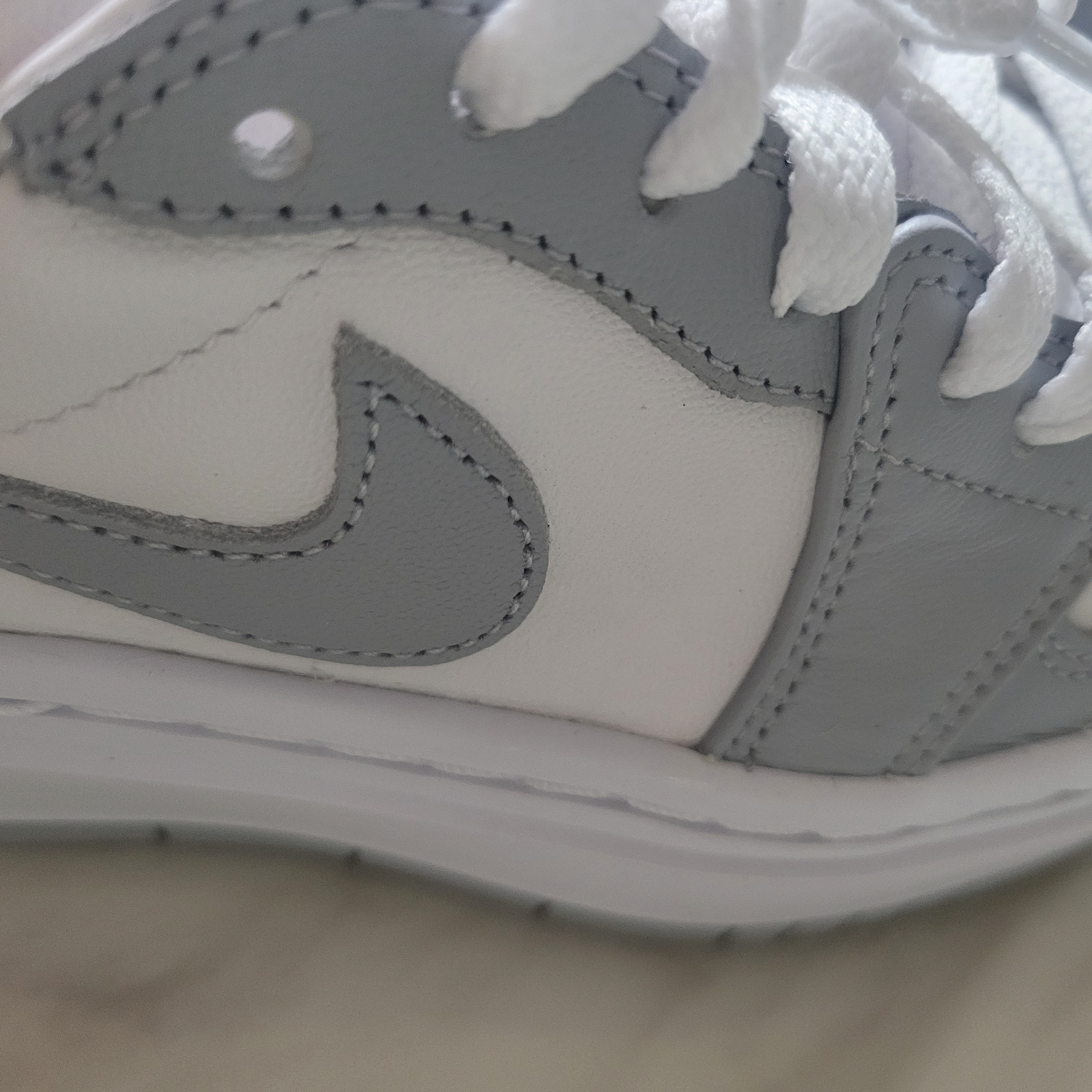 (W) Jordan 1 Elevate Low White and Wolf Grey 착용 스타일