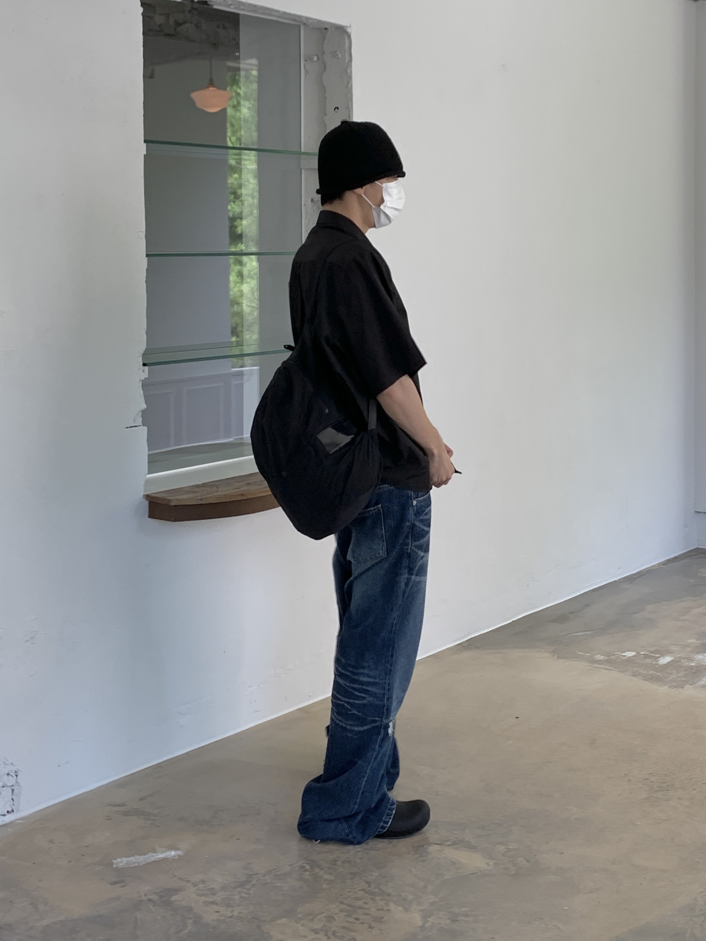 Our Legacy Slim Backpack Black Dense Liquid Nylon, Cartier Tank Must Watch Large Quartz Steel Calfskin Black 착용 스타일 - 2
