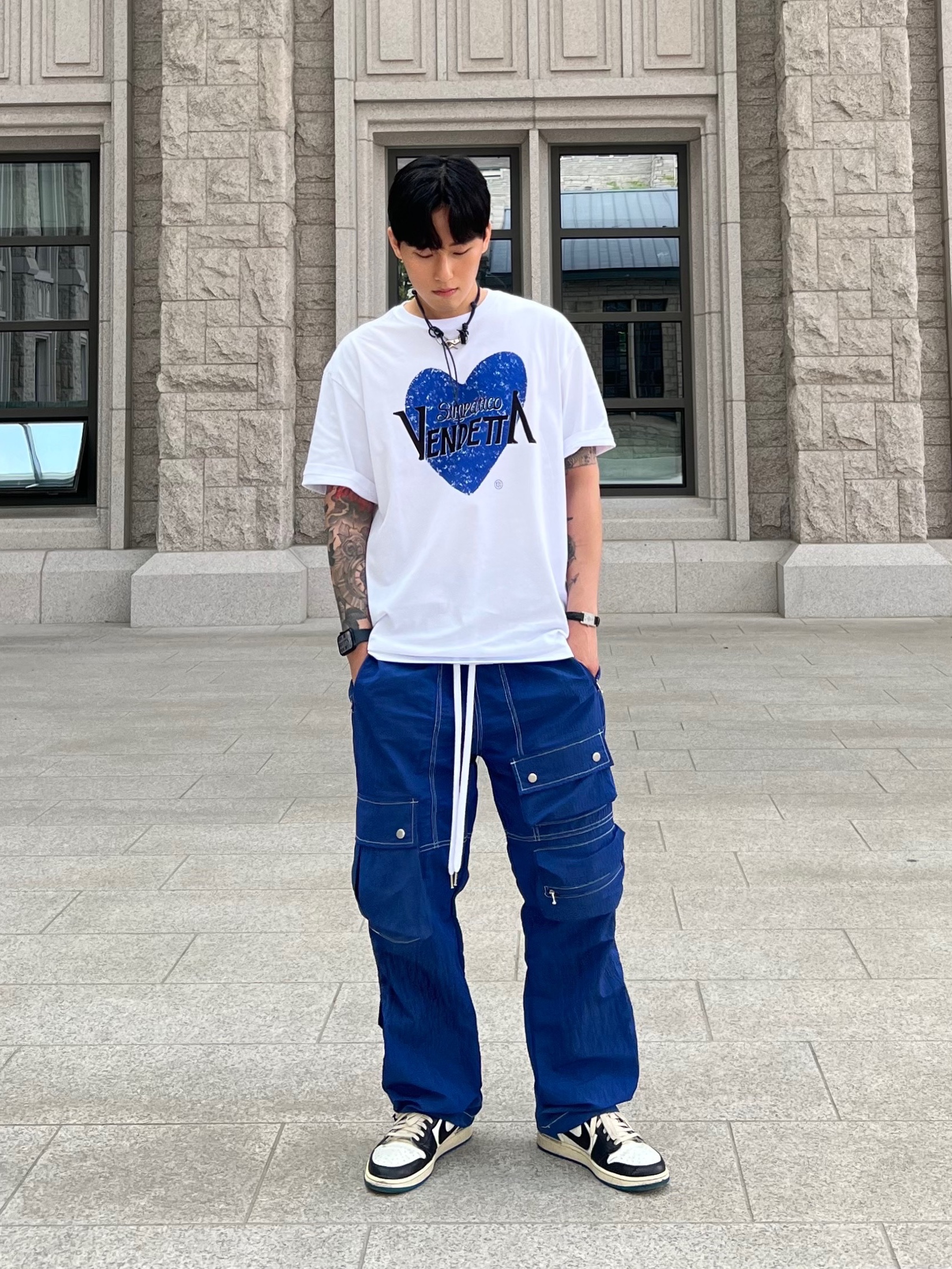 Our Legacy Ladon Leather Keychain Navy, Jordan 1 x Travis Scott x Fragment Retro Low OG SP Military Blue 착용 스타일