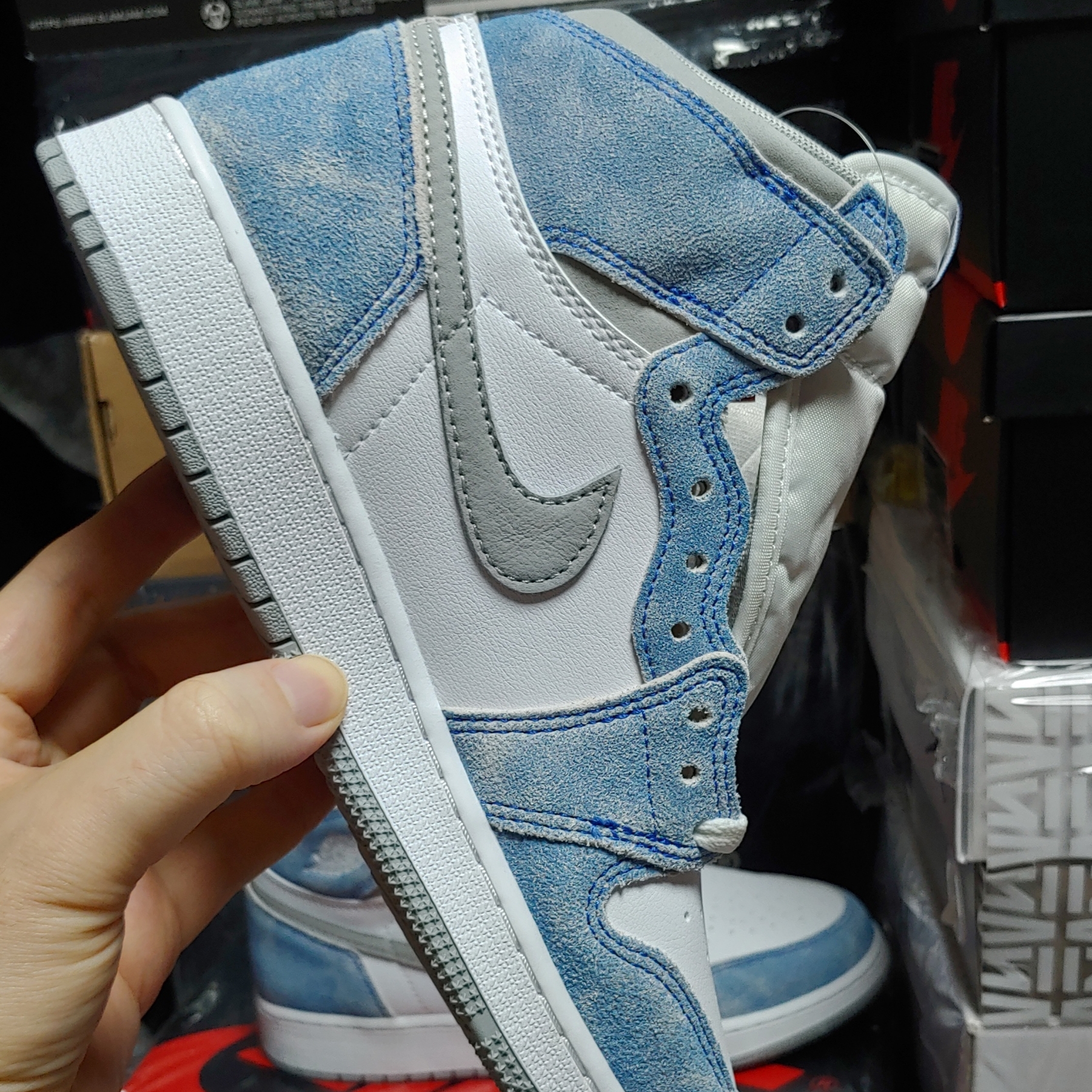 Jordan 1 Retro High OG Hyper Royal, (GS) Jordan 1 Retro High OG Hyper Royal 착용 스타일 - 3