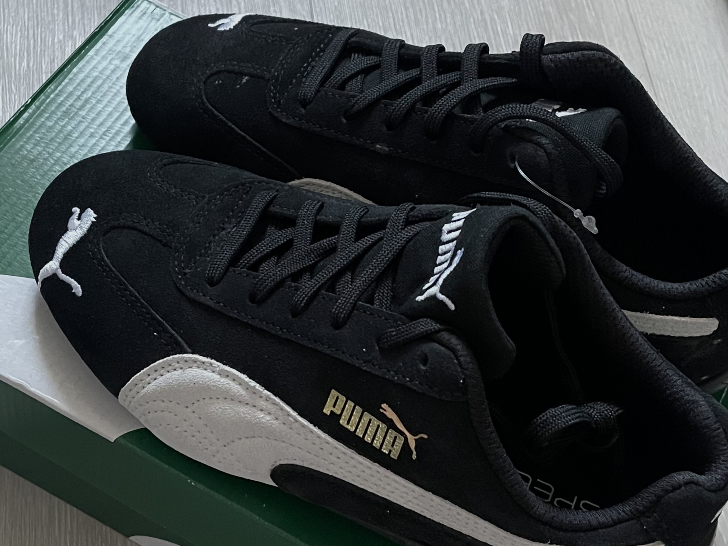 Puma Speedcat LS Black White 착용 스타일 - 2