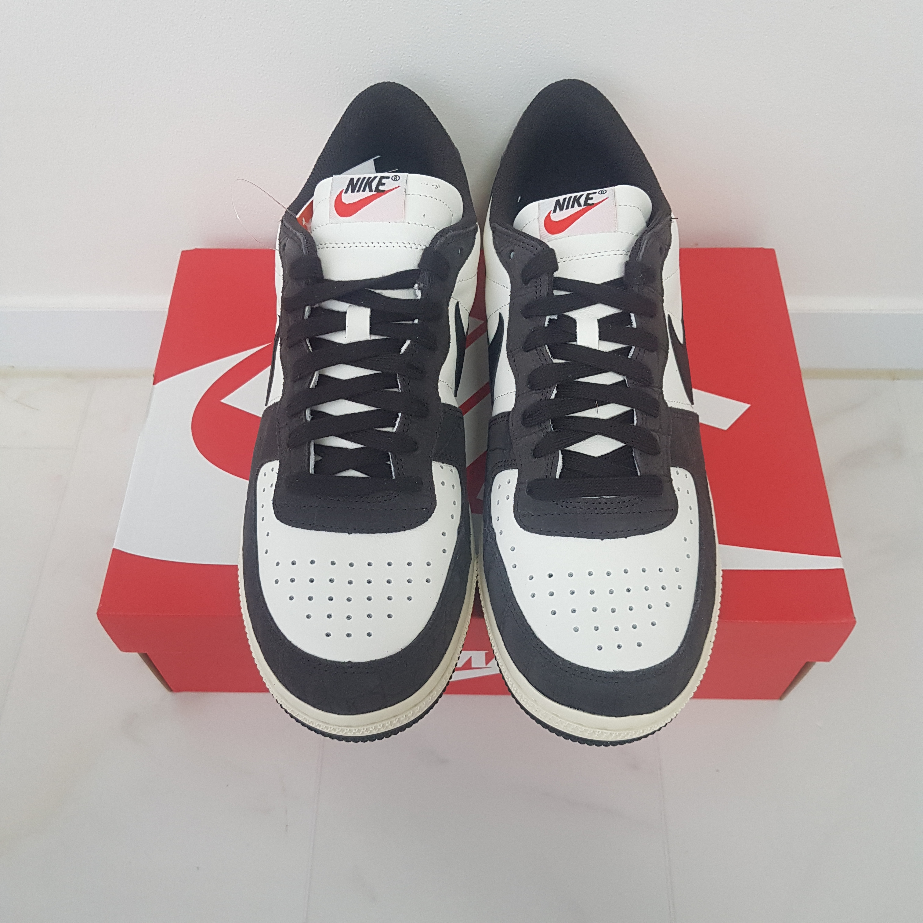 Nike Terminator Low Velvet Brown 착용 스타일 - 3