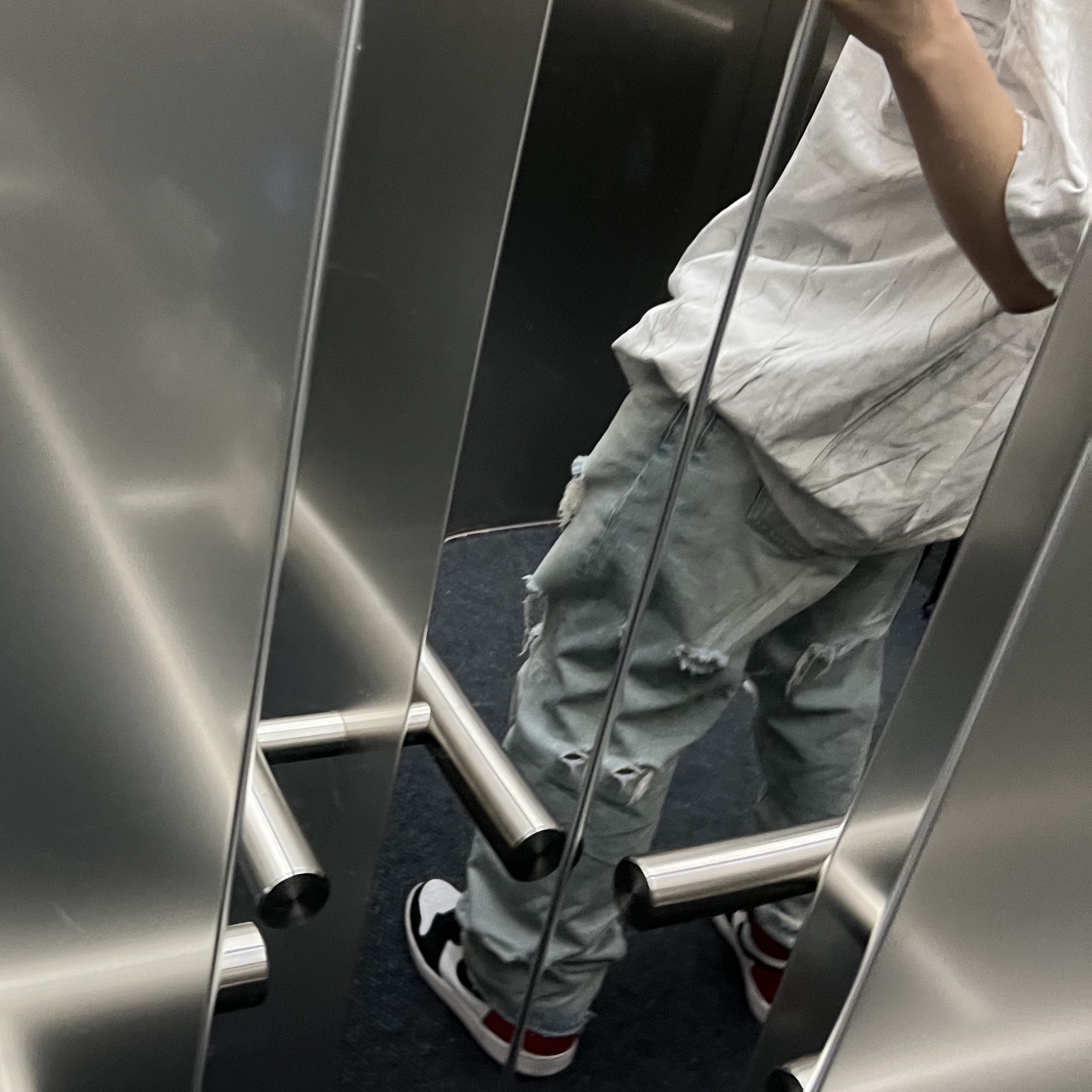 Nos Couleurs No Comment T-Shirt White, Jordan 1 Retro High OG Black Toe 2016 착용 스타일