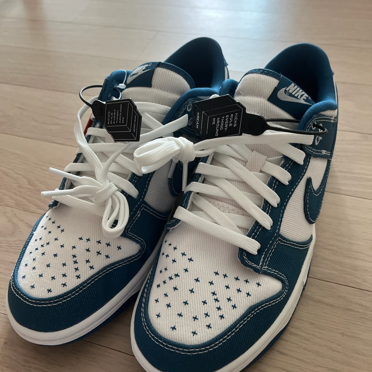 Nike Dunk Low Retro SE Industrial Blue 착용 스타일