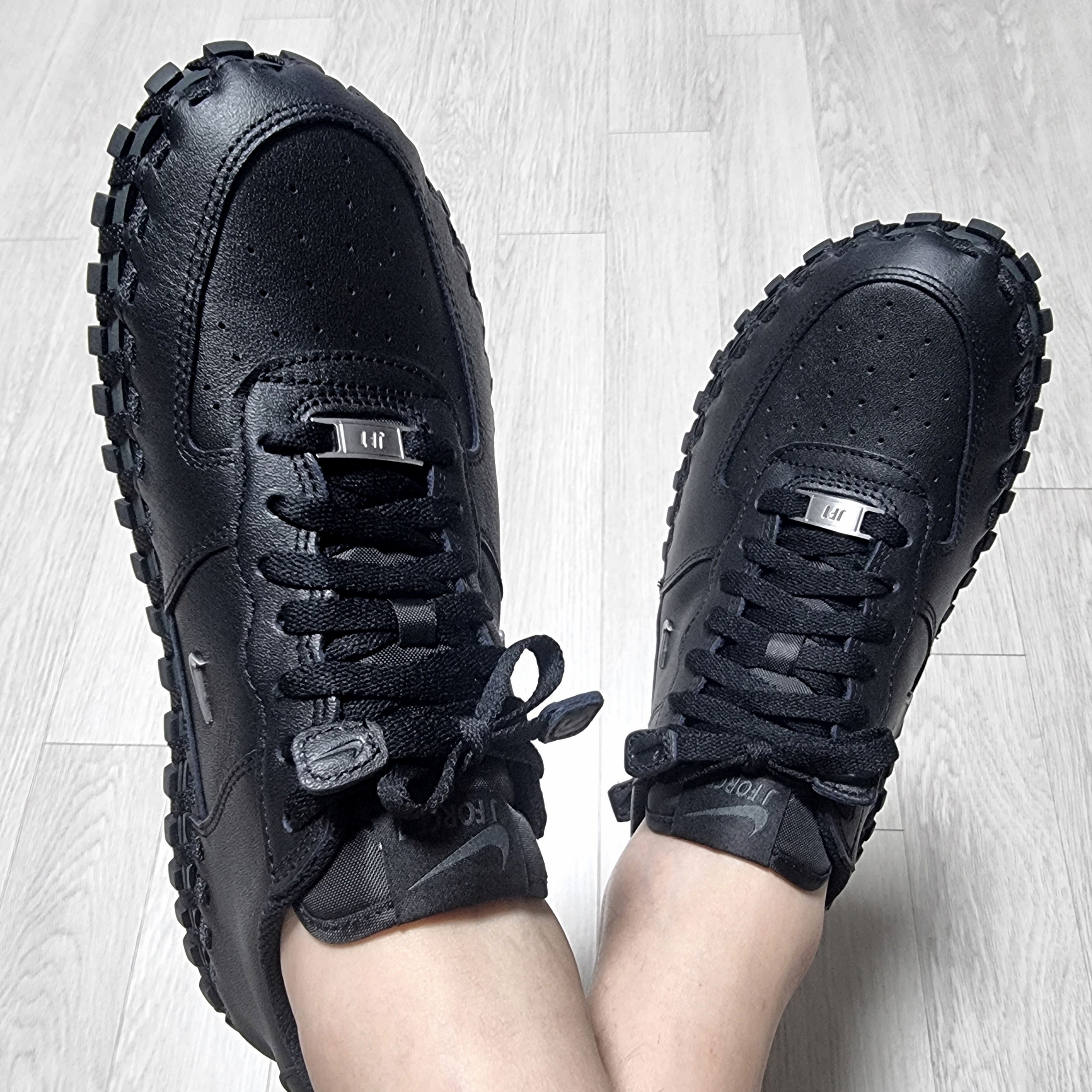Nike x Jacquemus J Force 1 Low LX SP Black 착용 스타일 - 2