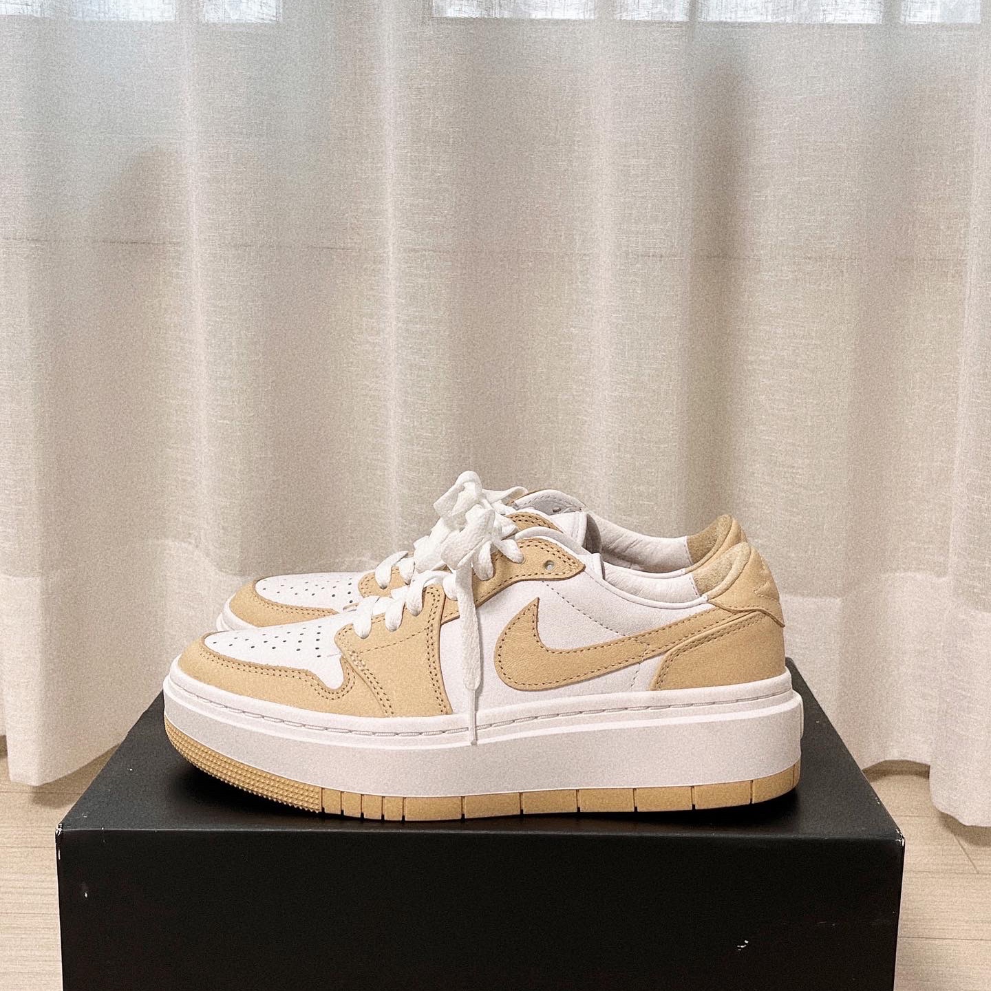 (W) Jordan 1 Elevate Low White Onyx 착용 스타일 - 2
