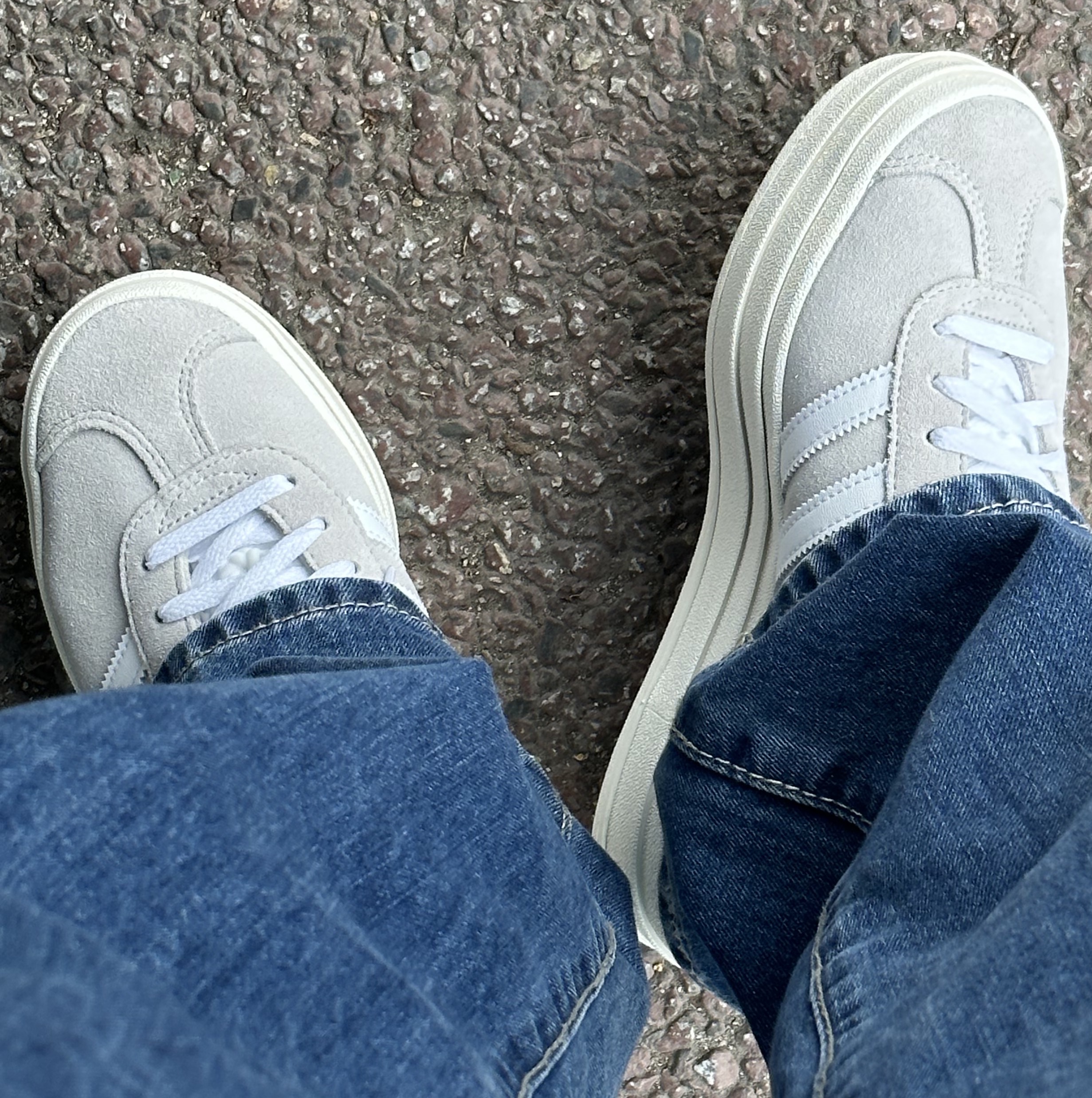 (W) Adidas Gazelle Bold Grey Cloud White 착용 스타일
