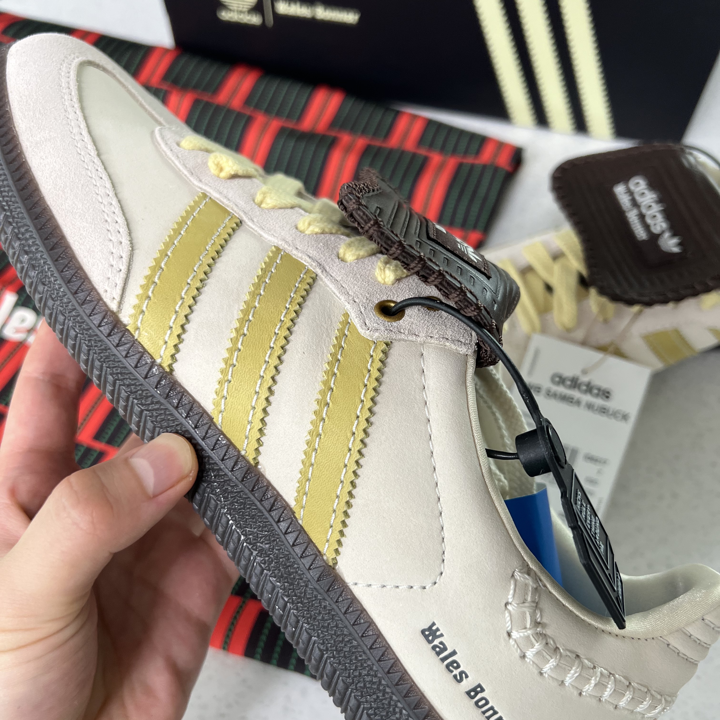 Adidas x Wales Bonner Samba Brown Ecru Tint 착용 스타일 - 1