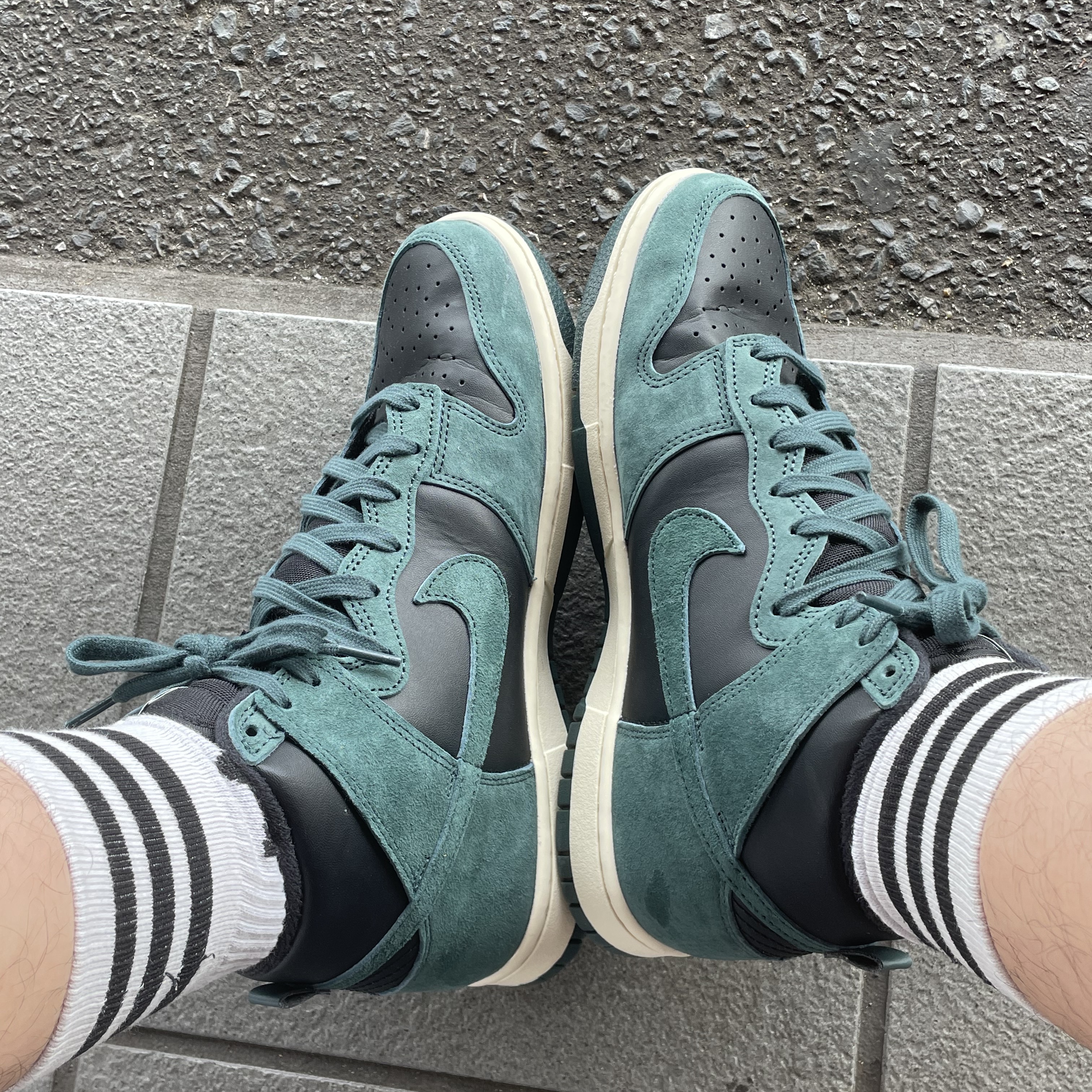 Nike Dunk High Retro PRM Faded Spruce 착용 스타일