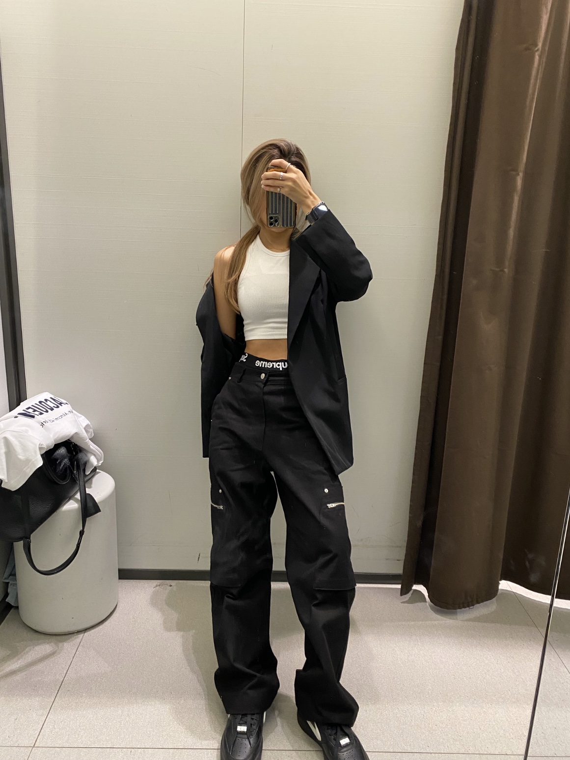 Nike x Ambush Air Force 1 Low SP Black, Supreme Hanes Boxer Briefs Black (4 Pack) 착용 스타일 - 2