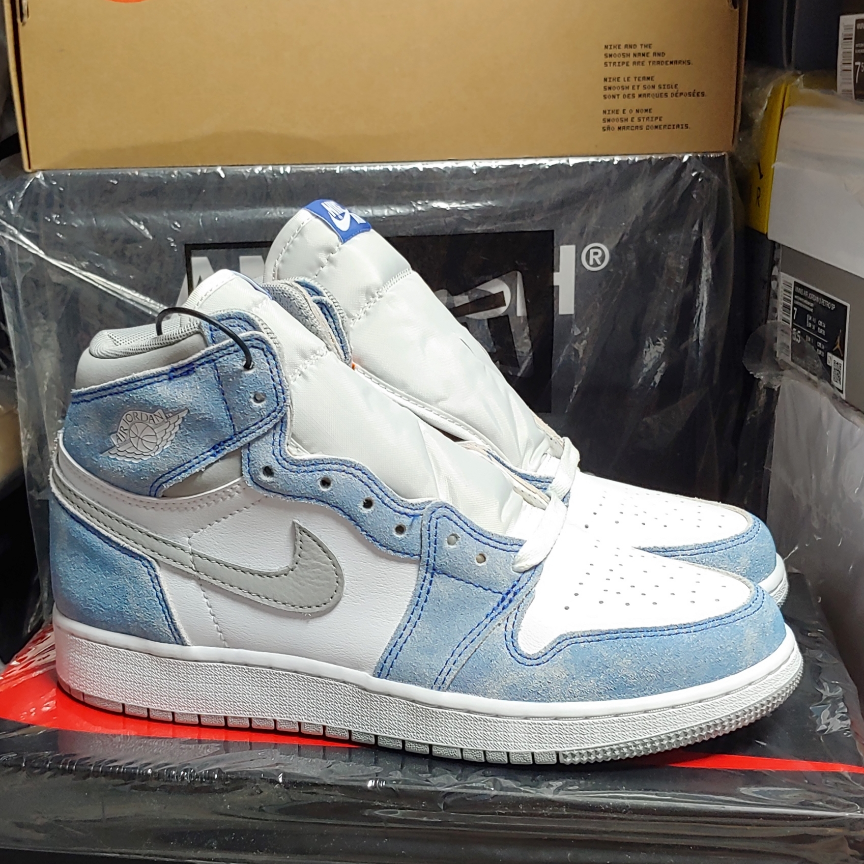 Jordan 1 Retro High OG Hyper Royal, (GS) Jordan 1 Retro High OG Hyper Royal 착용 스타일 - 1