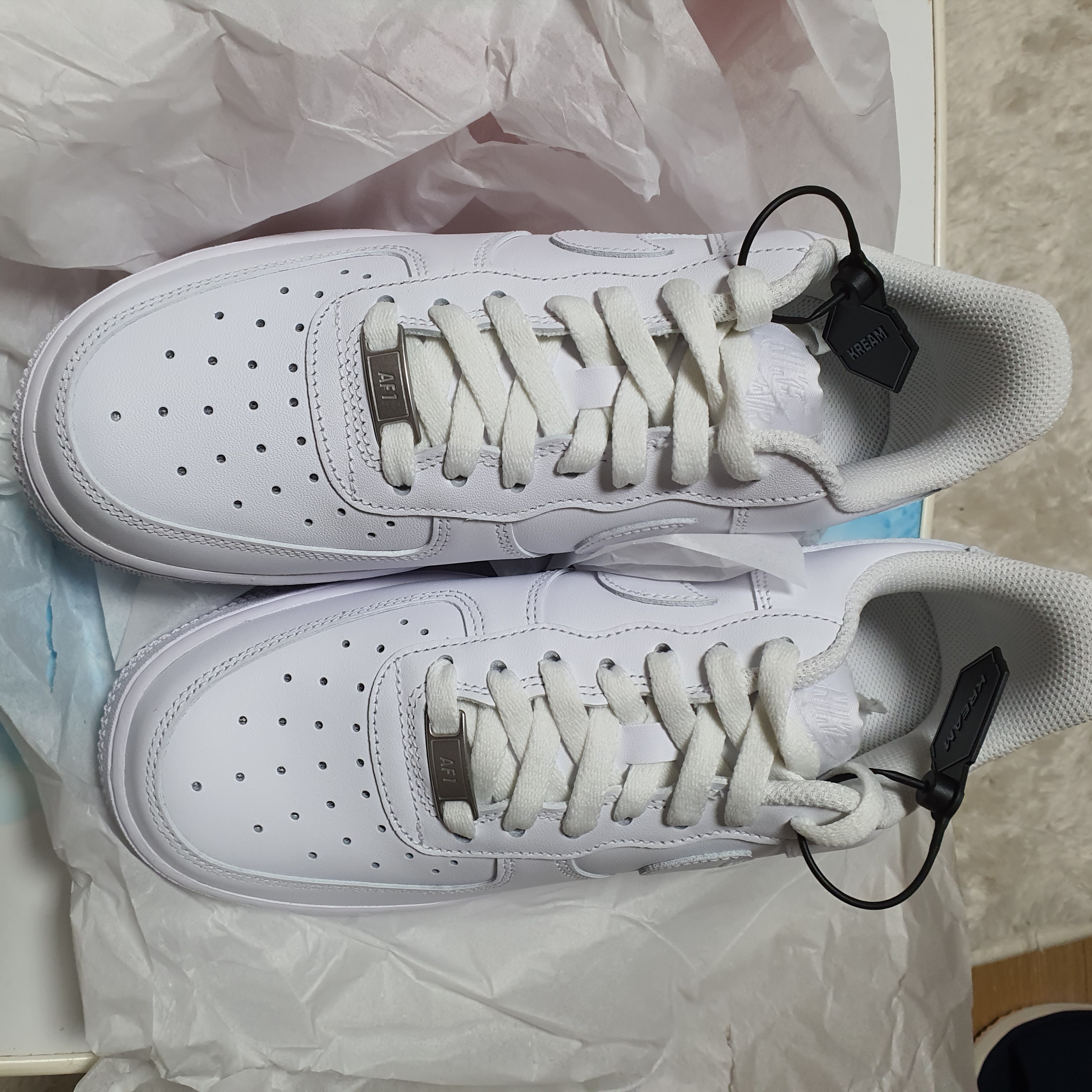 Nike Air Force 1 '07 Low White 착용 스타일