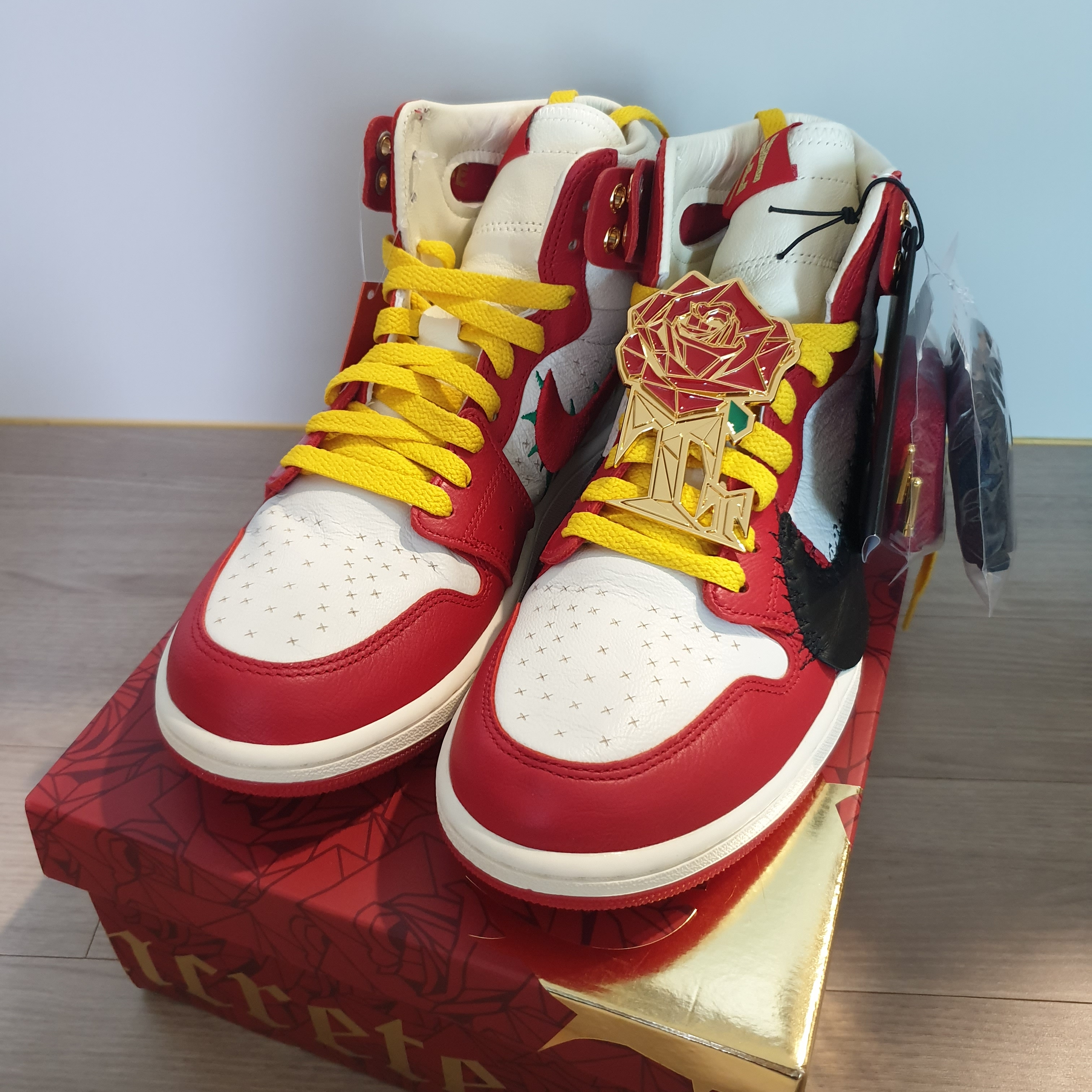 (W) Jordan 1 x Teyana Taylor Zoom CMFT 2 Gym Red 착용 스타일