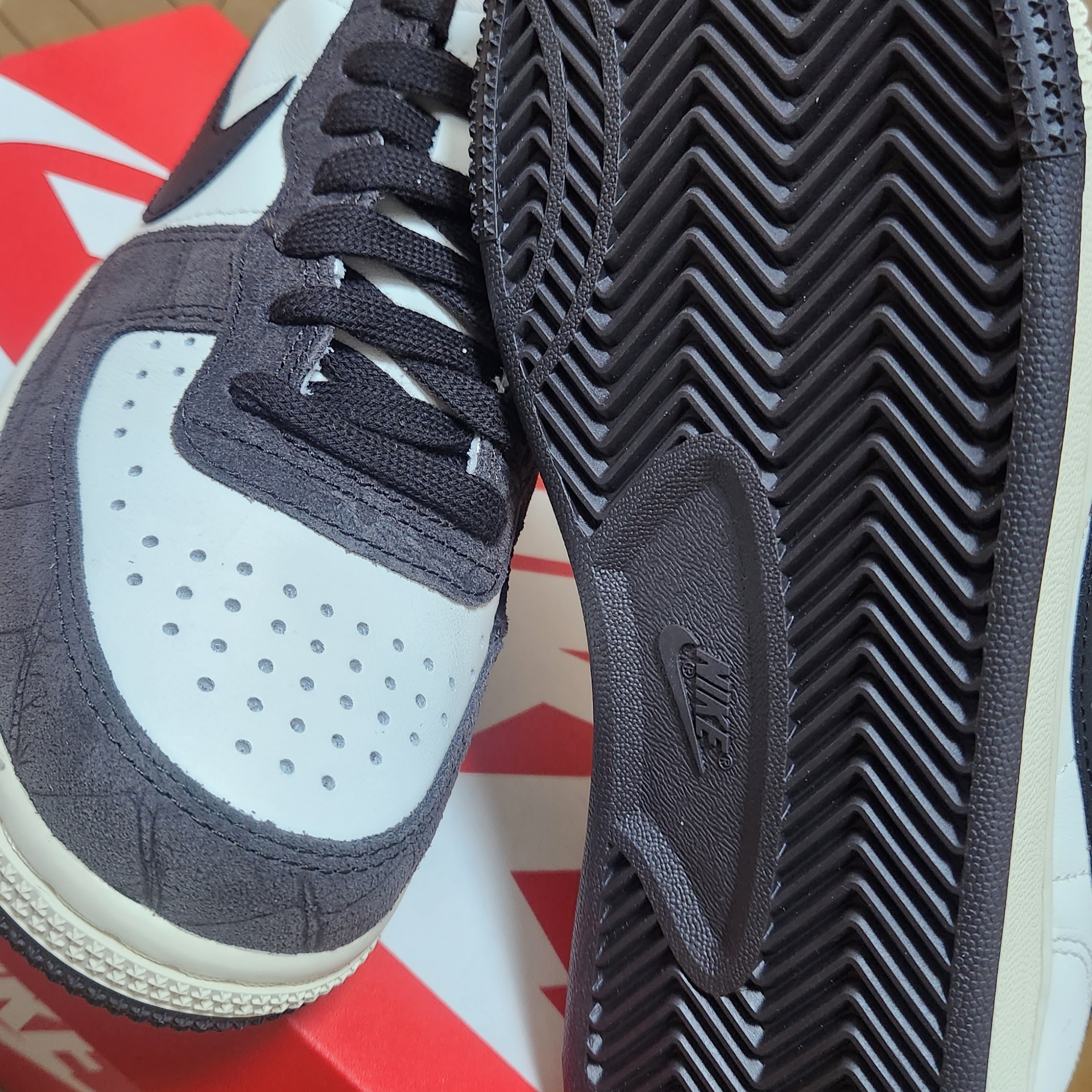 Nike Terminator Low Velvet Brown 착용 스타일 - 5