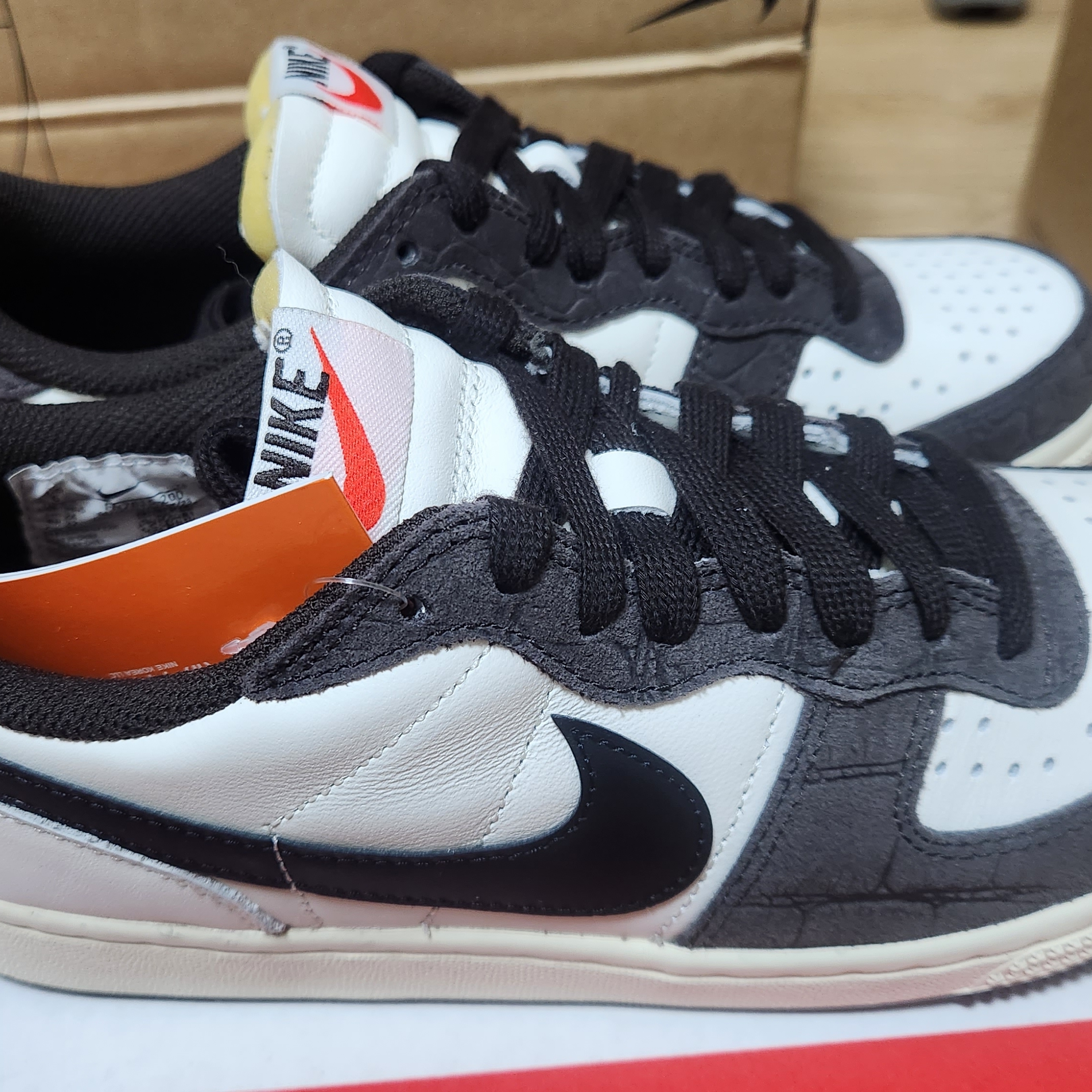 Nike Terminator Low Velvet Brown 착용 스타일 - 3
