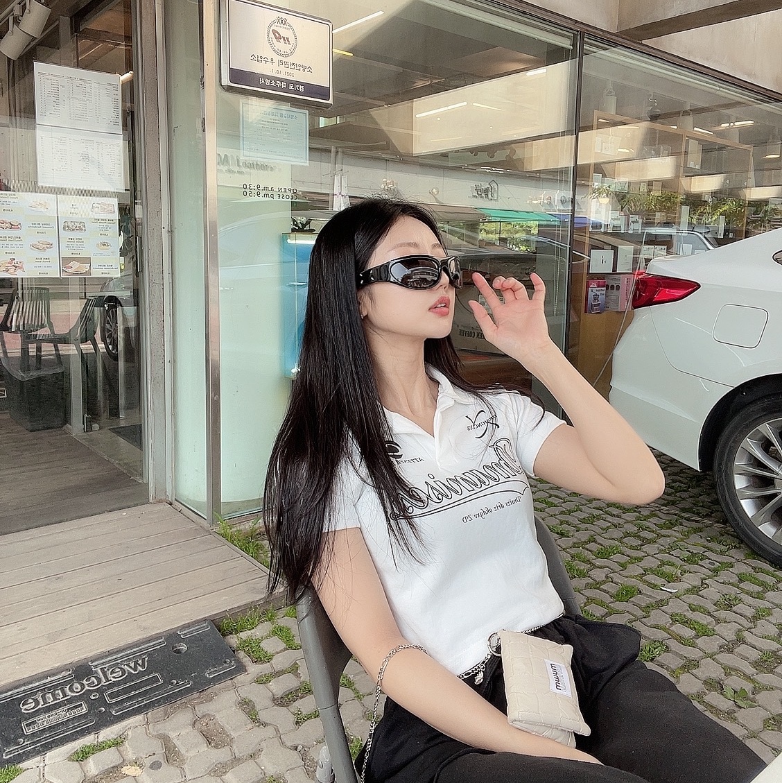 Gentle Monster x Maison Margiela MM002 Black Black 착용 스타일
