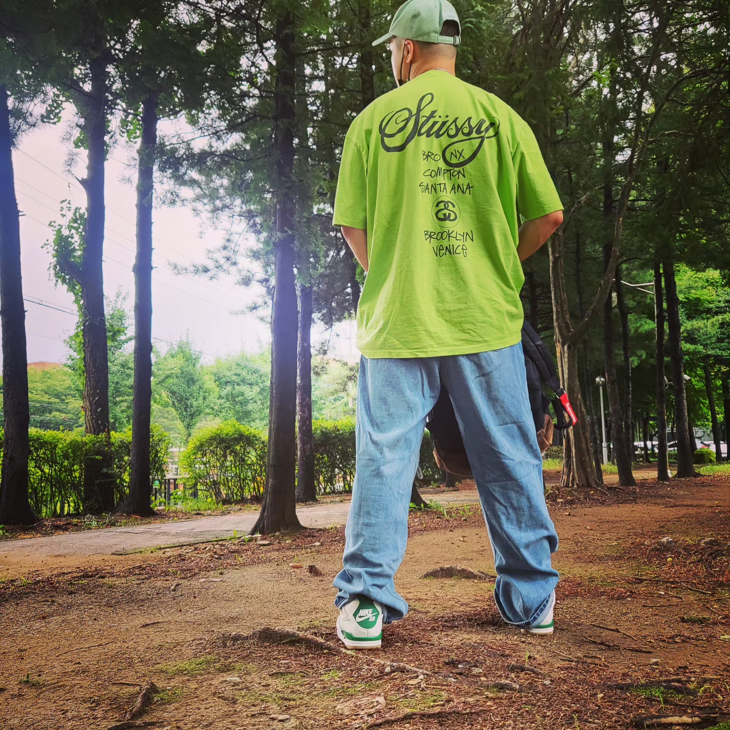 Supreme Pigment Print S Logo 6-Panel Light Sage - 22FW, Stussy World Tour T-Shirt Tea 2023 착용 스타일 - 2