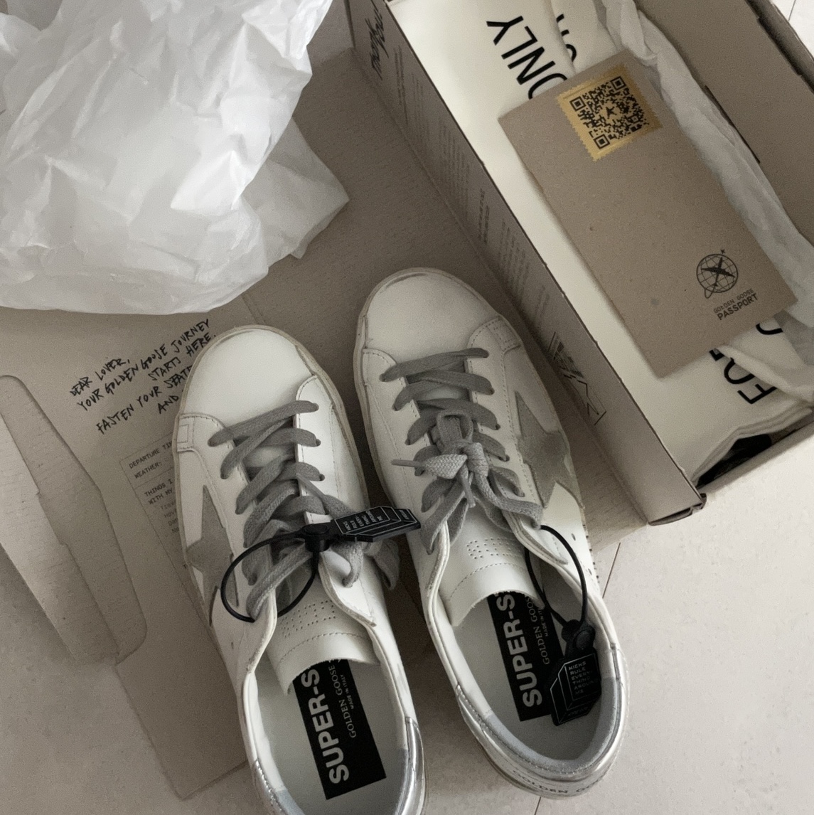(W) Golden Goose Superstar White Silver Heel Tab Sneakers 착용 스타일