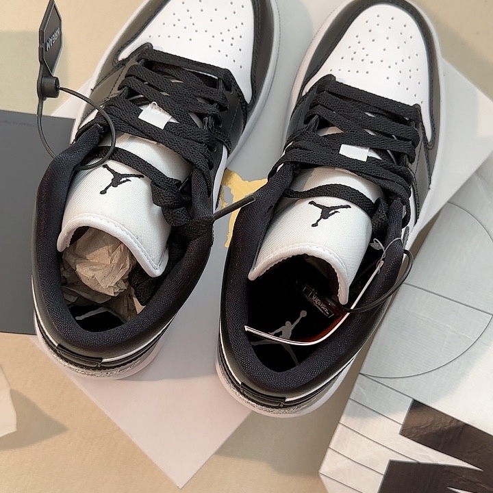 (W) Jordan 1 Low Black and White 착용 스타일 - 3
