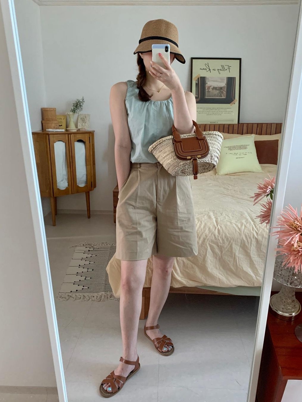 Chloe Marcie Medium Basket Tan, Chloe Marcie Medium Basket White 착용 스타일