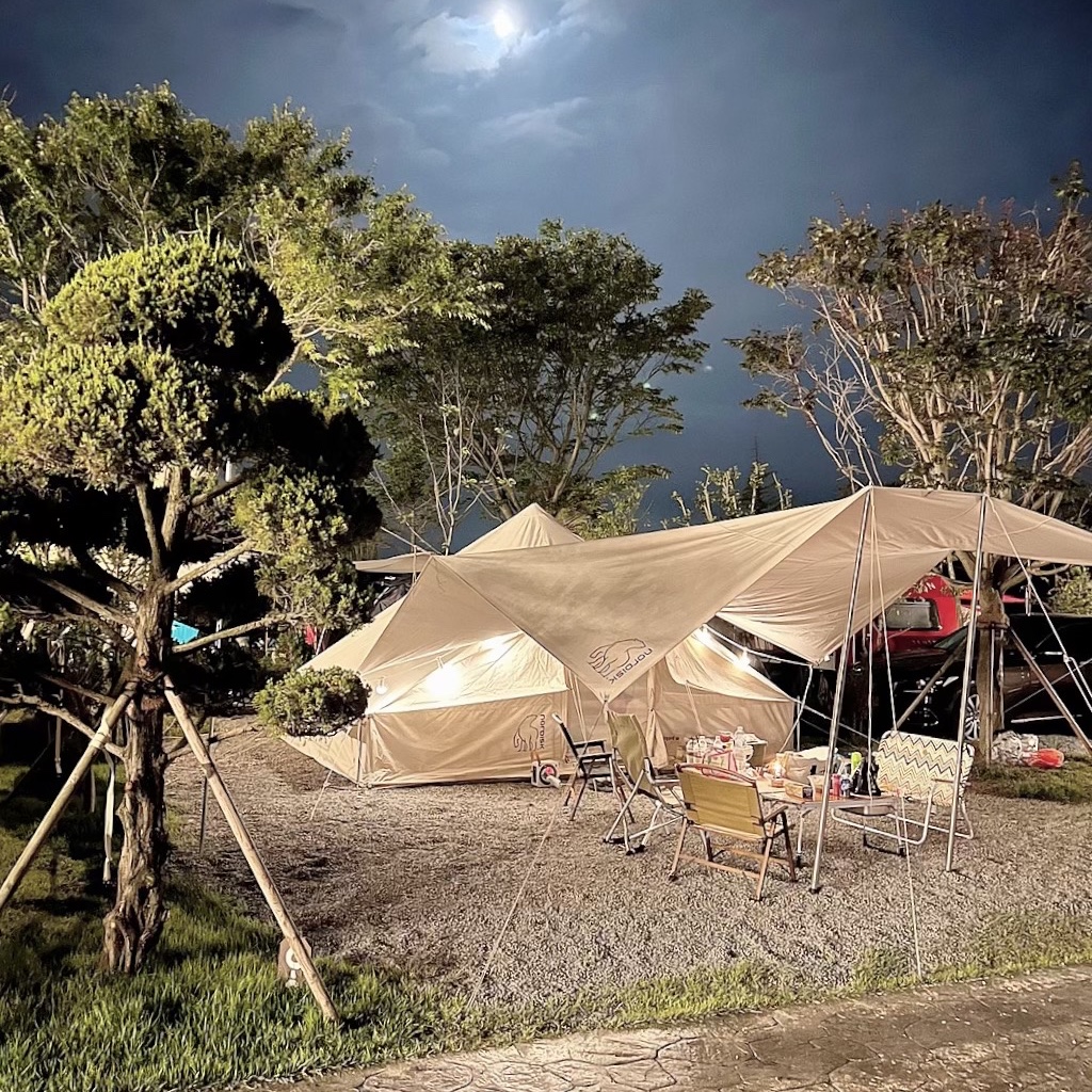 Nordisk Utgard 13.2 Tent Natural, Snow Peak Low Chair30 Khaki 착용 스타일