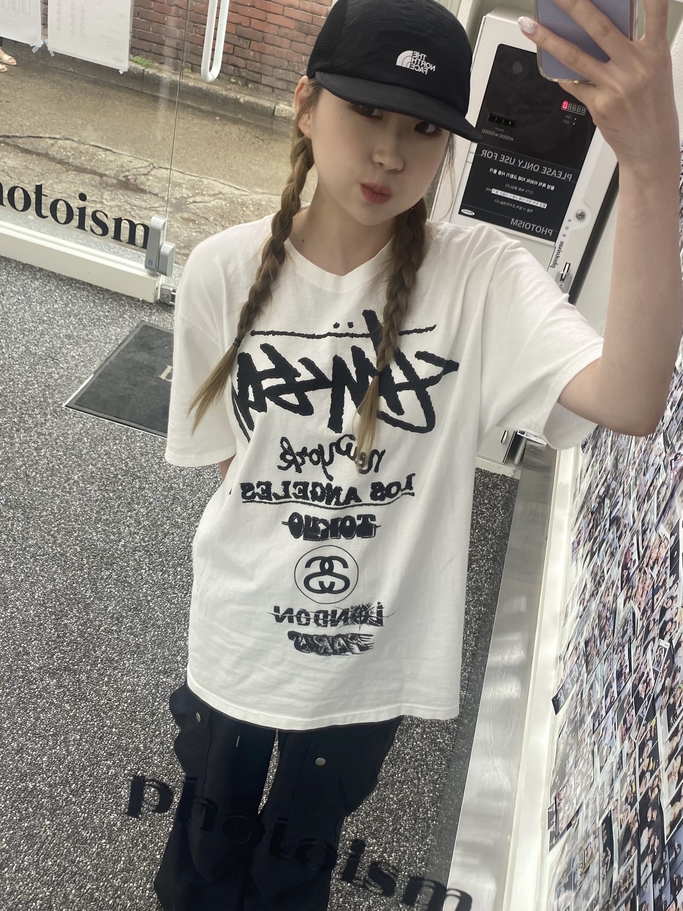 Stussy Tour T-Shirt White 착용 스타일
