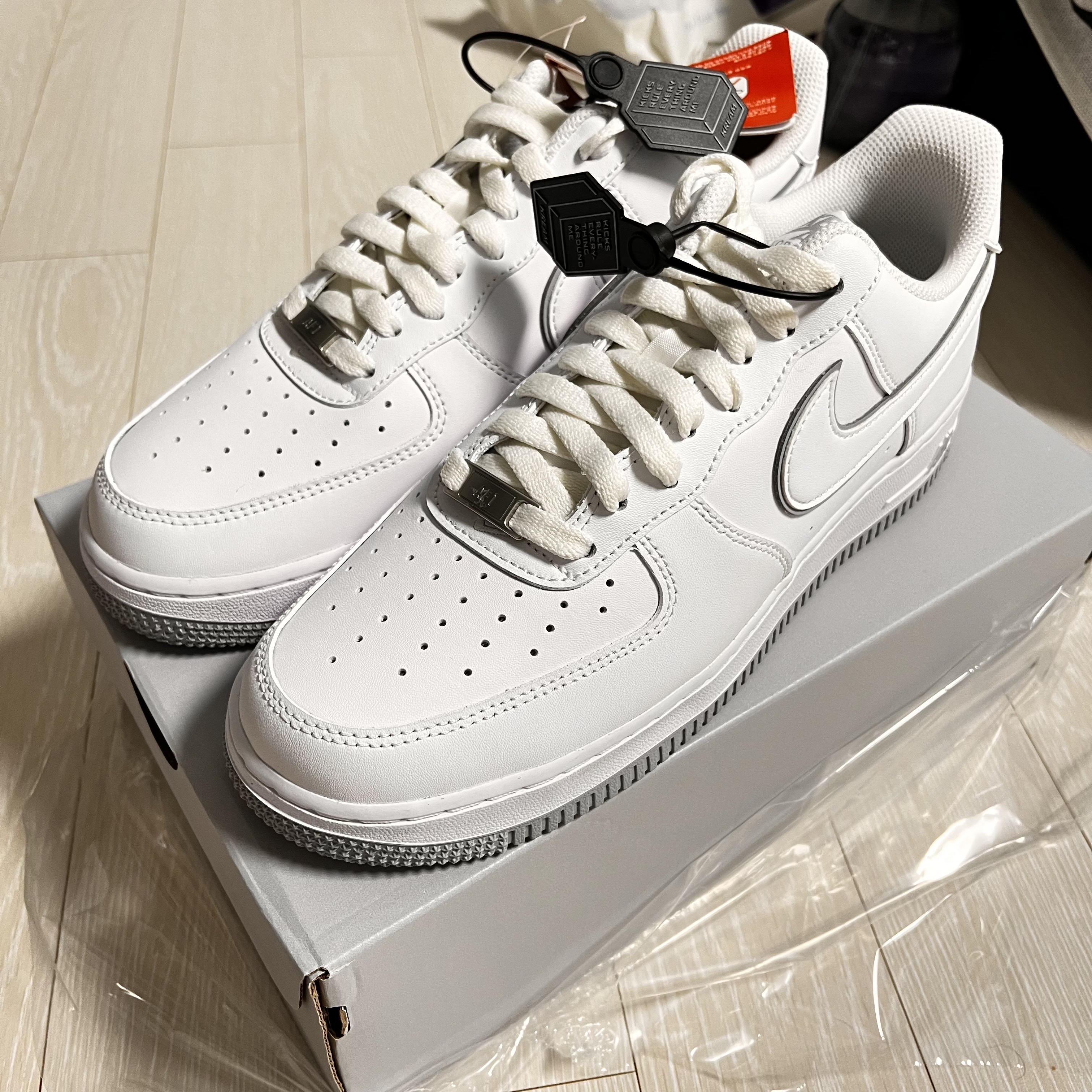 Nike Air Force 1 '07 White Wolf Grey 착용 스타일 - 1