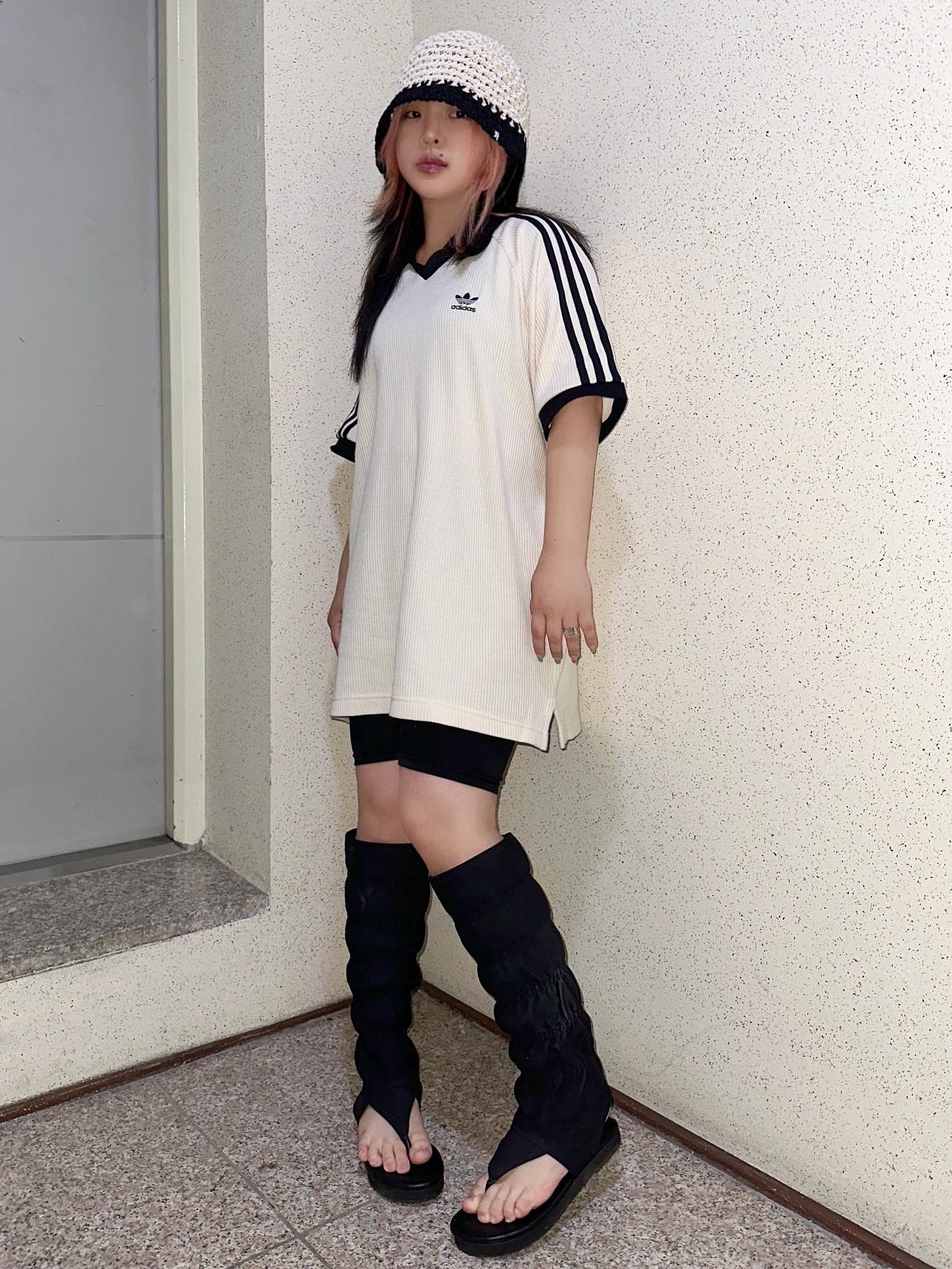 Adidas Adicolor Classics Waffle Polo Shirt Wonder White - KR Sizing 착용 스타일 - 1