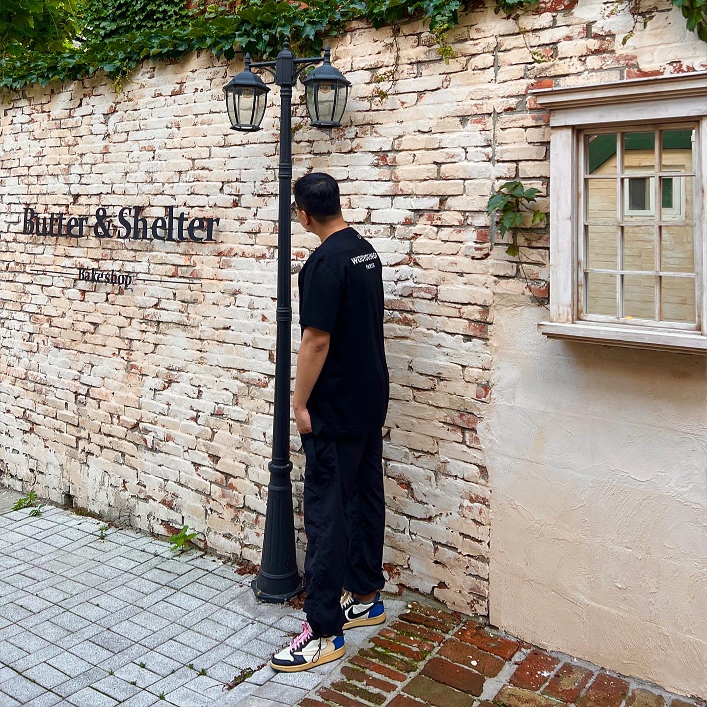 Jordan 1 x Travis Scott x Fragment Retro Low OG SP Military Blue, Wooyoungmi Cotton Back Logo T-shirt Black - 23SS 착용 스타일