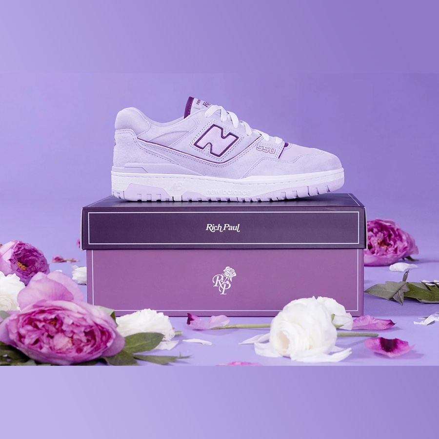 New Balance x Rich Paul 550 Grey Violet 착용 스타일 - 2
