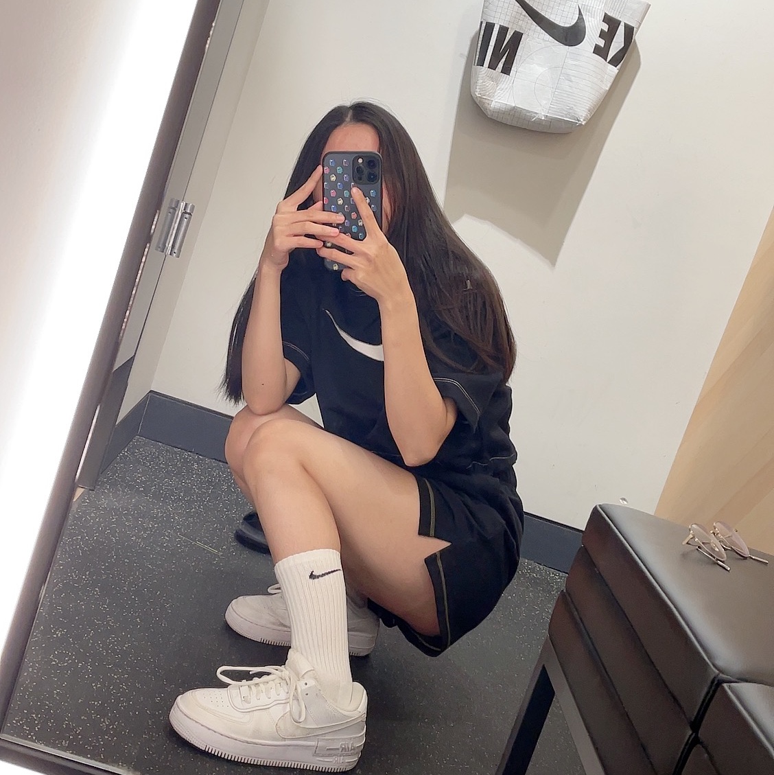 (W) Nike Air Force 1 Shadow Triple White 착용 스타일 - 1