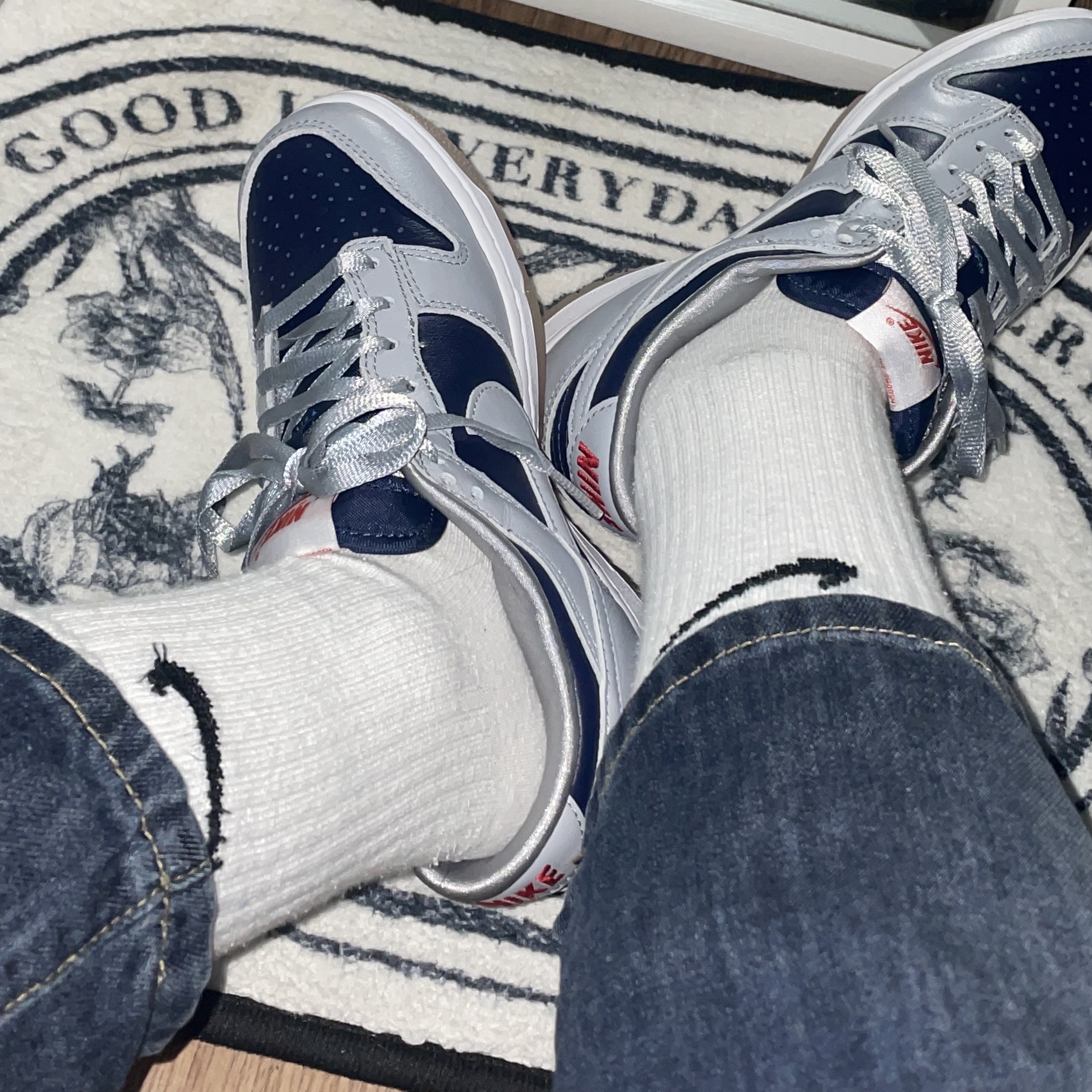 (W) Nike Dunk Low SP College Navy 착용 스타일