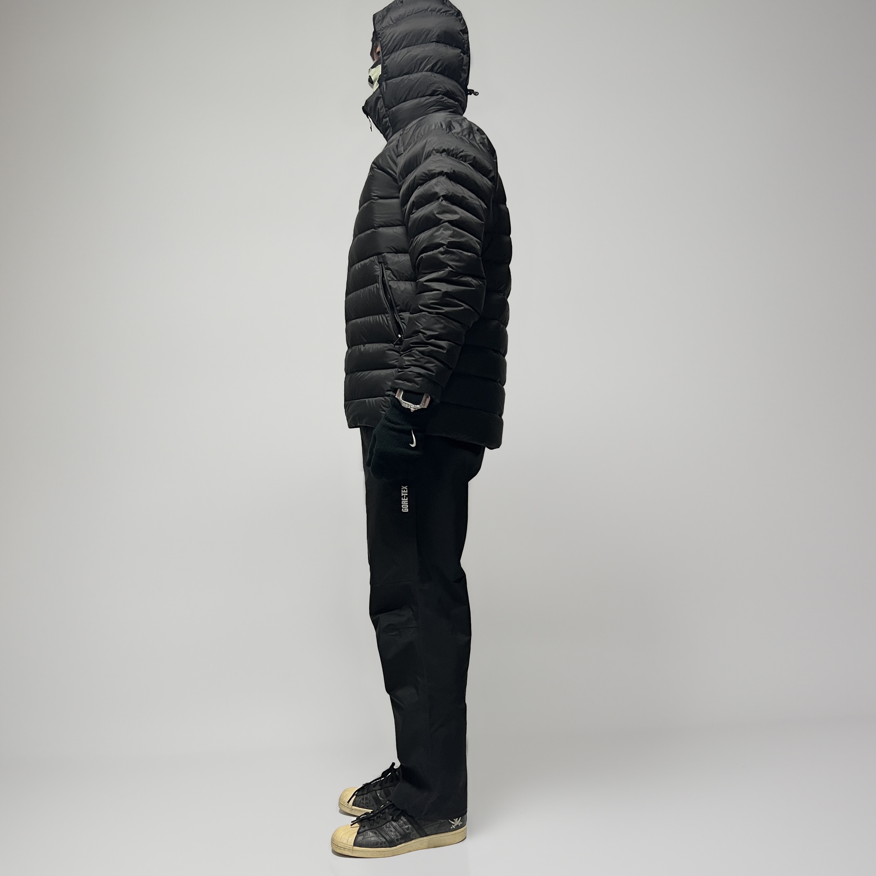 Arc'teryx Cerium Hoody Black, Adidas x Neighborhood Superstar 80s Core Black 착용 스타일 - 4