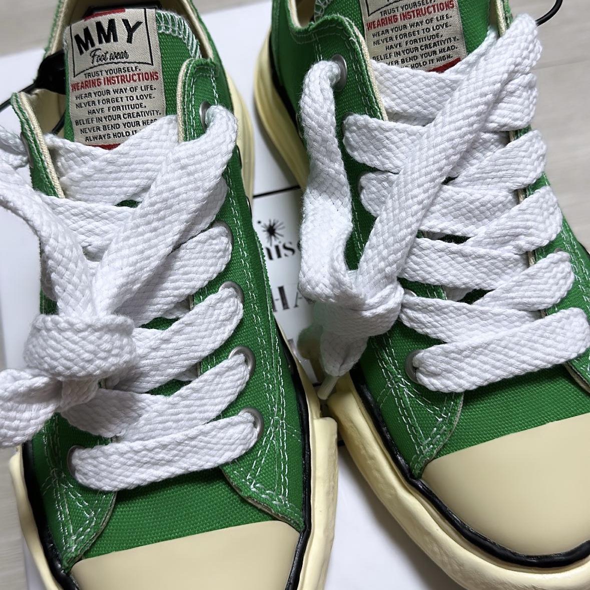 Maison Mihara Yasuhiro Peterson VL OG Sole Canvas Low-top Sneakers Green 착용 스타일