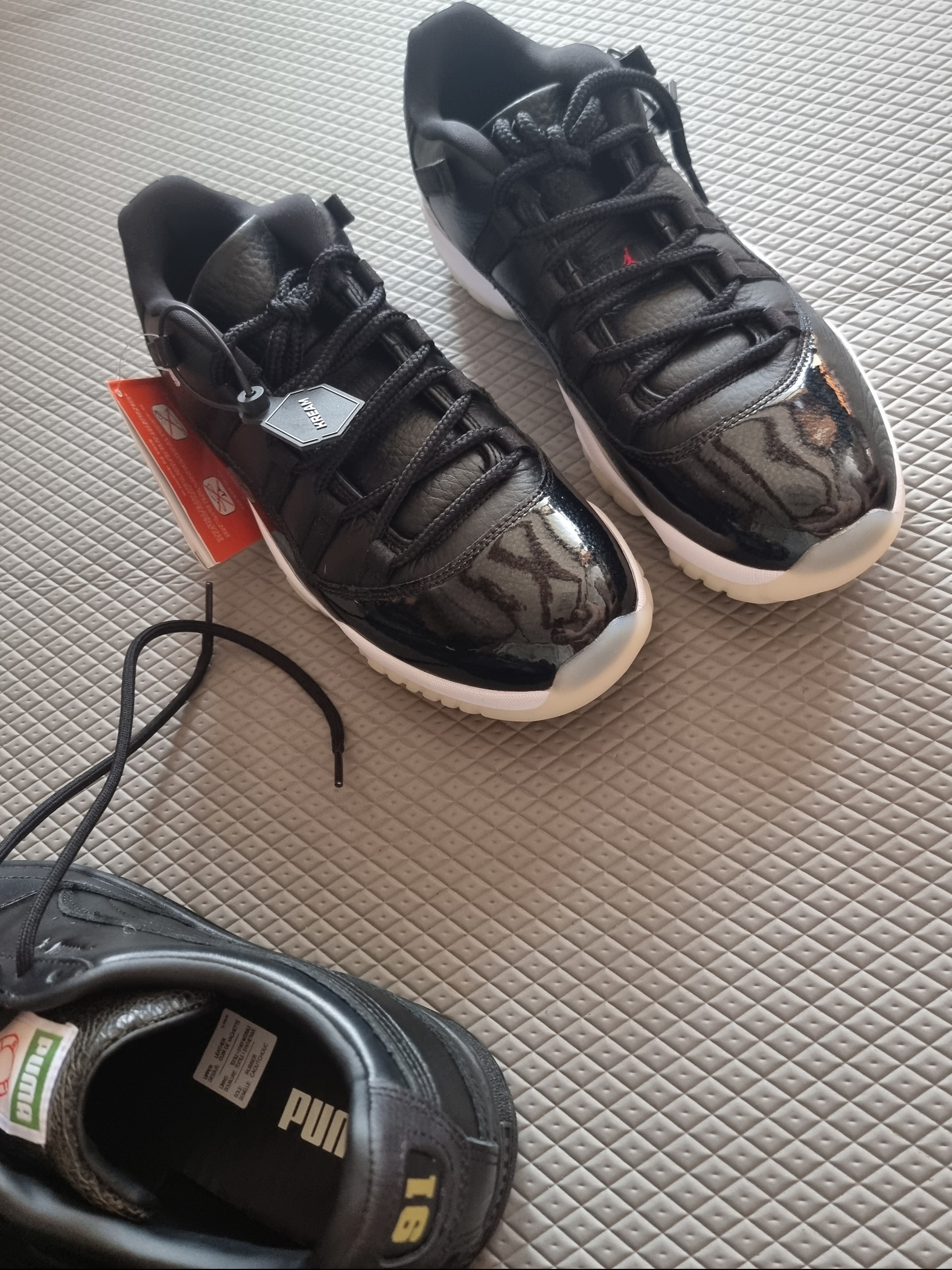 Jordan 11 Retro Low 72-10 착용 스타일