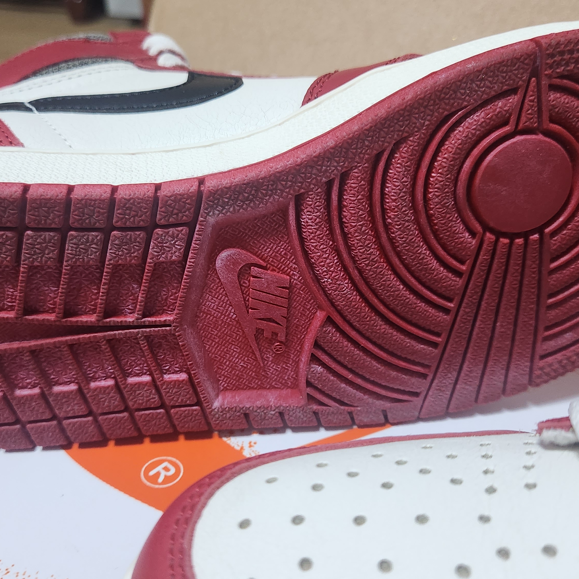 Jordan 1 Retro High OG Chicago 2022 착용 스타일 - 5