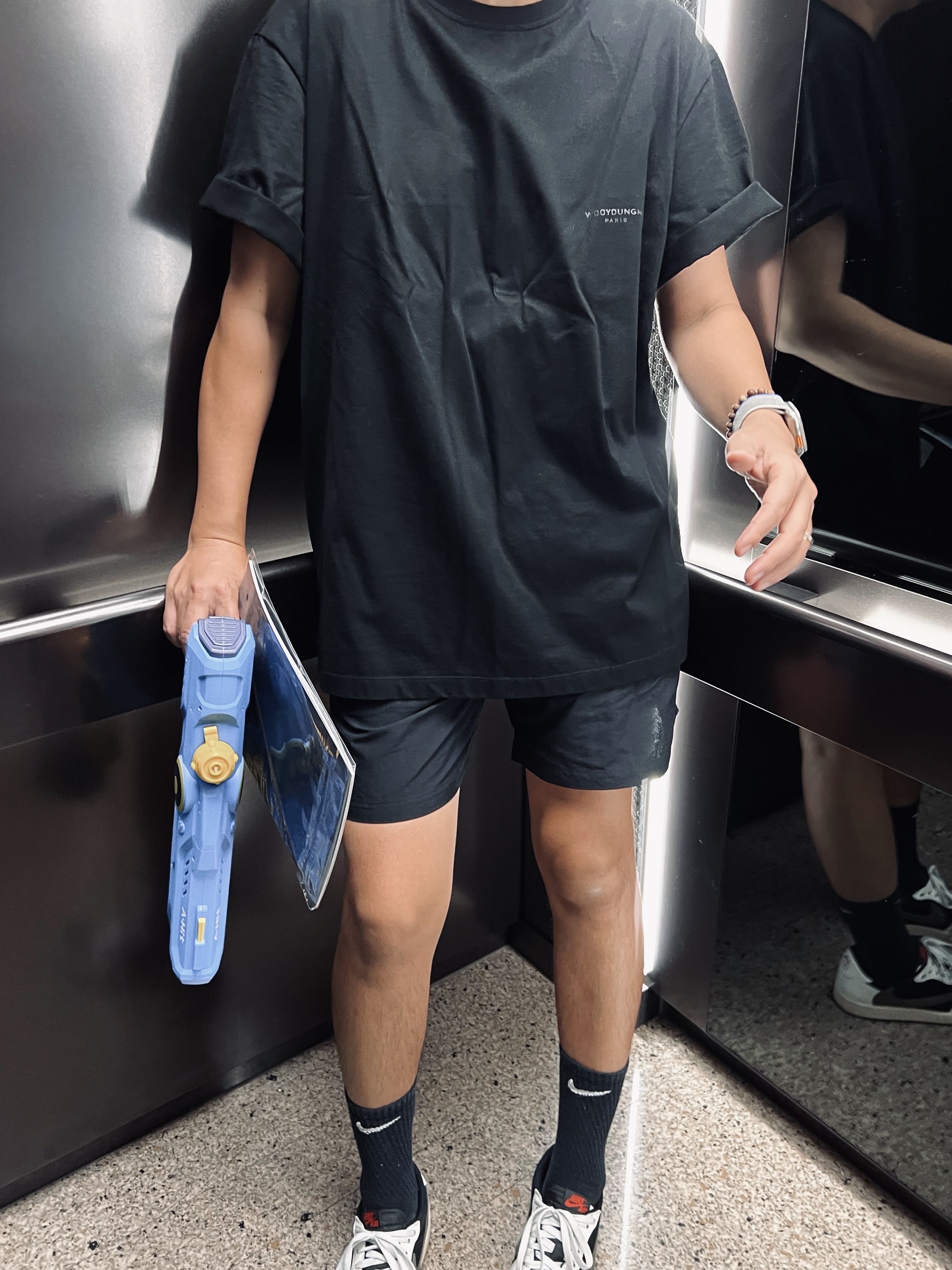 (W) Jordan 1 x Travis Scott Retro Low OG SP Medium Olive, Nike NRG ACG Trail Shorts Black Dark Smoke Grey - Asia 착용 스타일 - 2