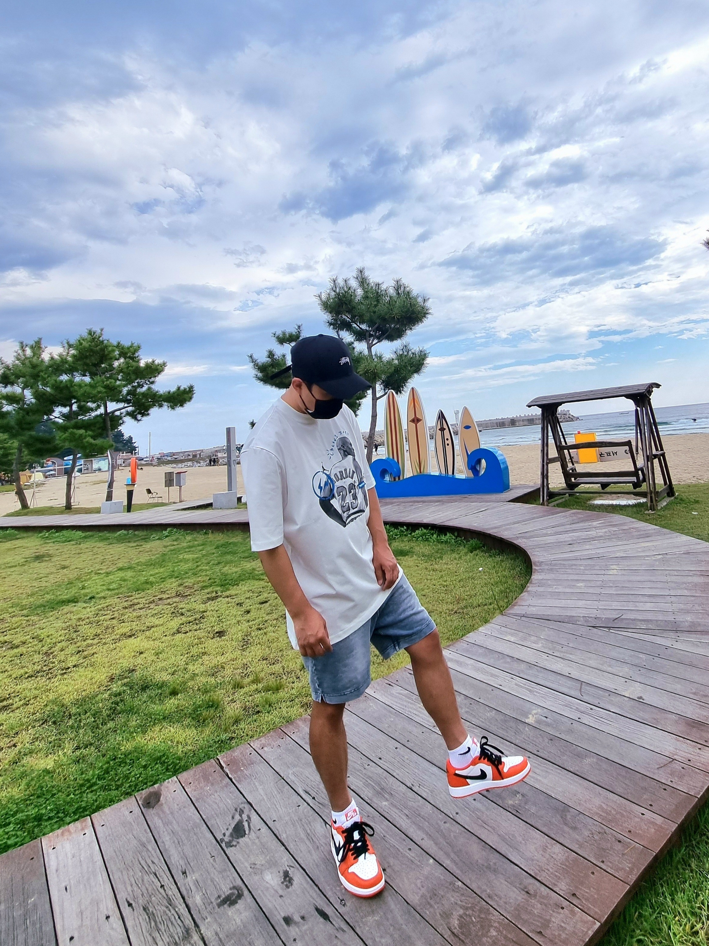 (W) Jordan 1 Low OG Starfish, Jordan x Travis Scott x Fragment T-Shirt Sail (DJ0619-133) 착용 스타일