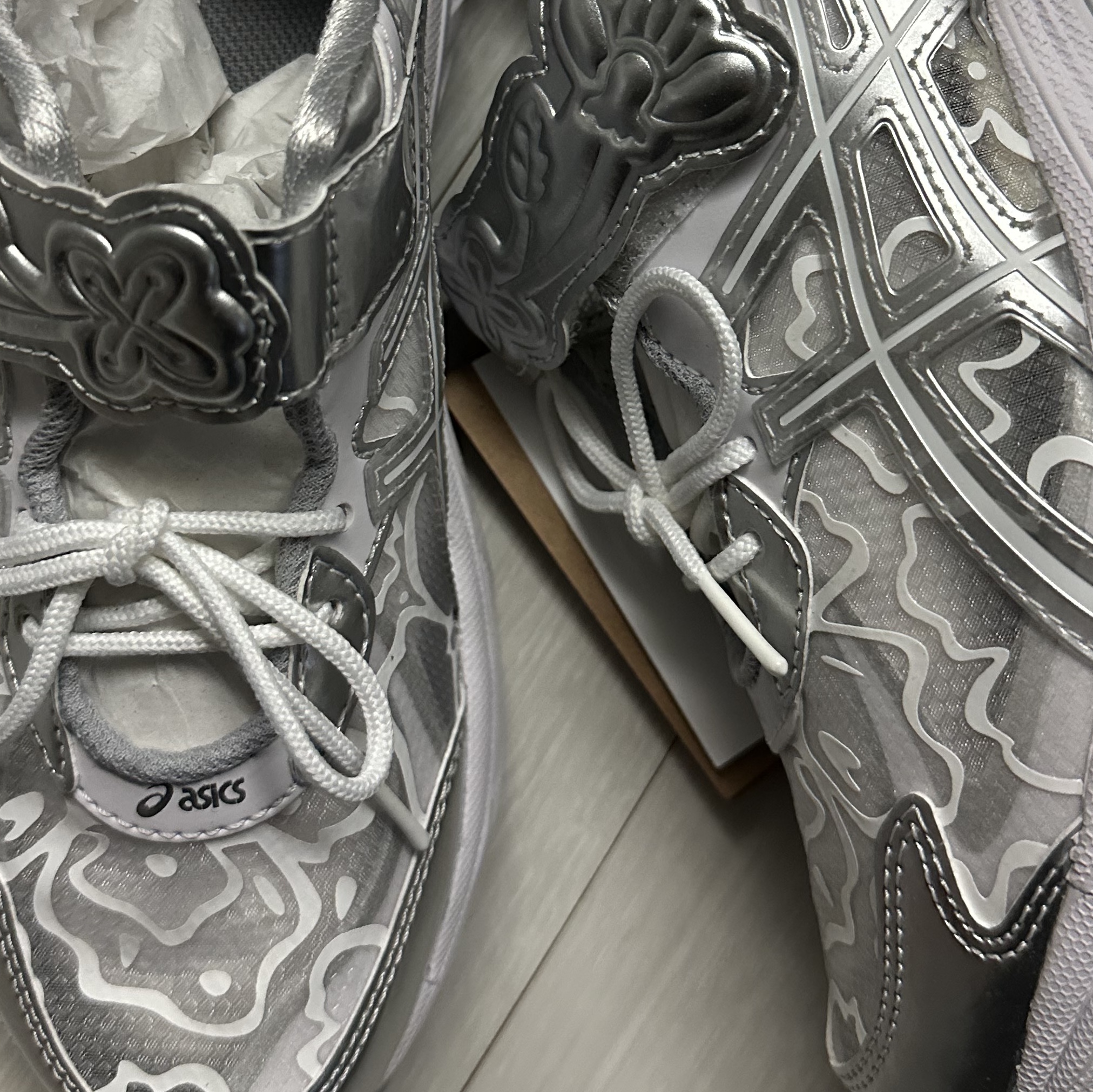 Asics x Cecilie Bahnsen GT-2160 White 착용 스타일