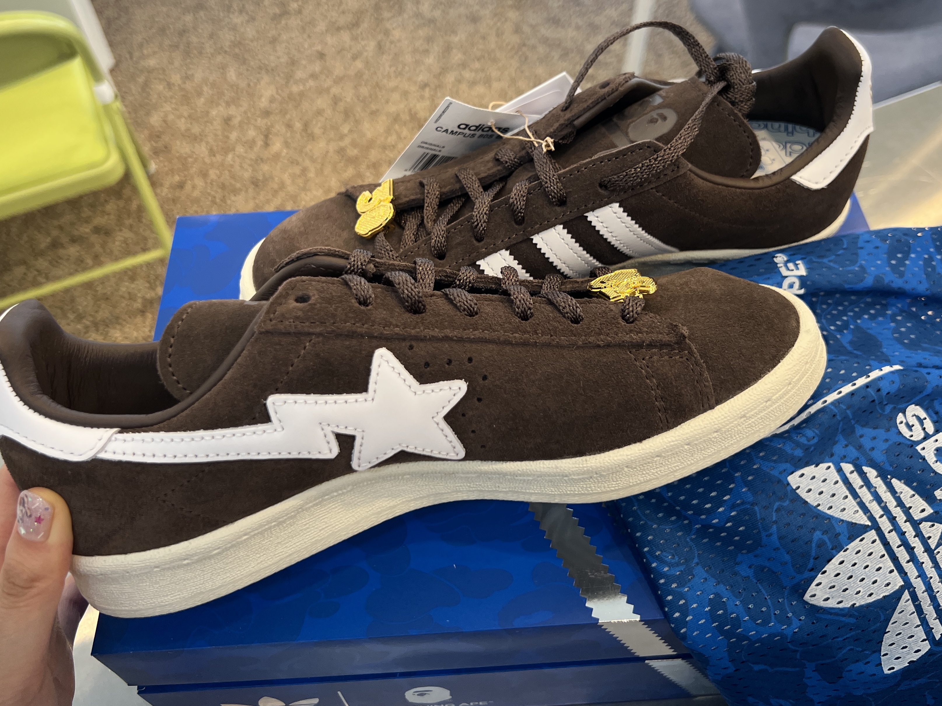Adidas x BAPE Campus 80s Brown 착용 스타일
