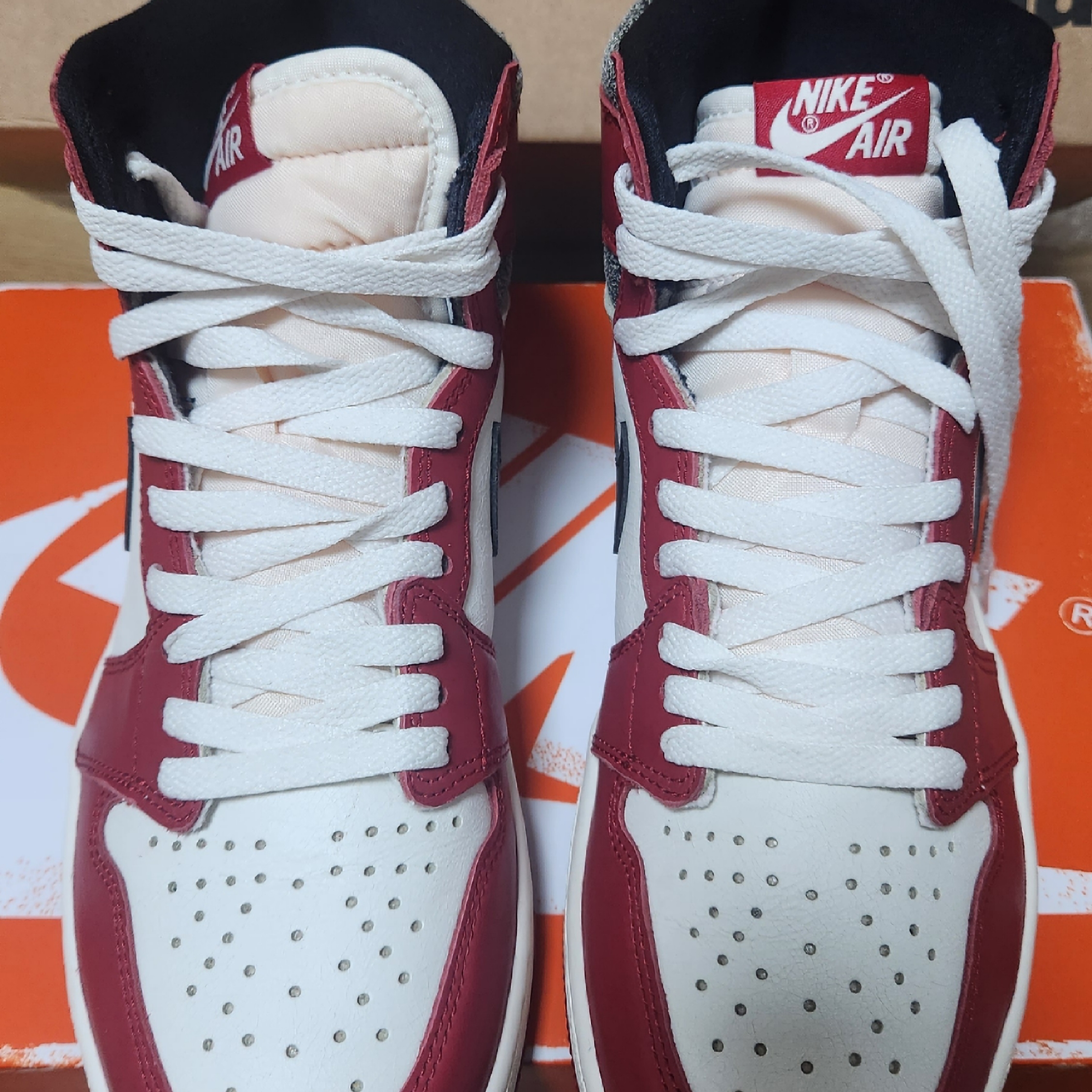 Jordan 1 Retro High OG Chicago 2022 착용 스타일 - 1