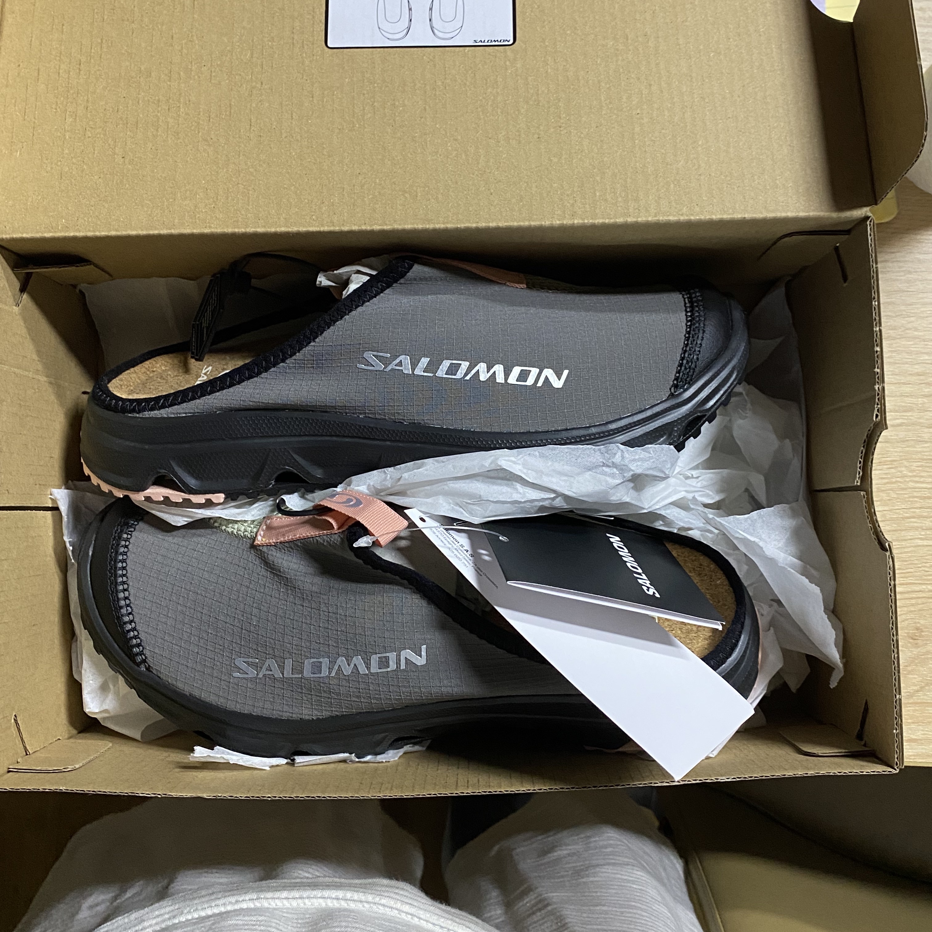 Salomon RX Slide 3.0 Pewter 착용 스타일 - 1