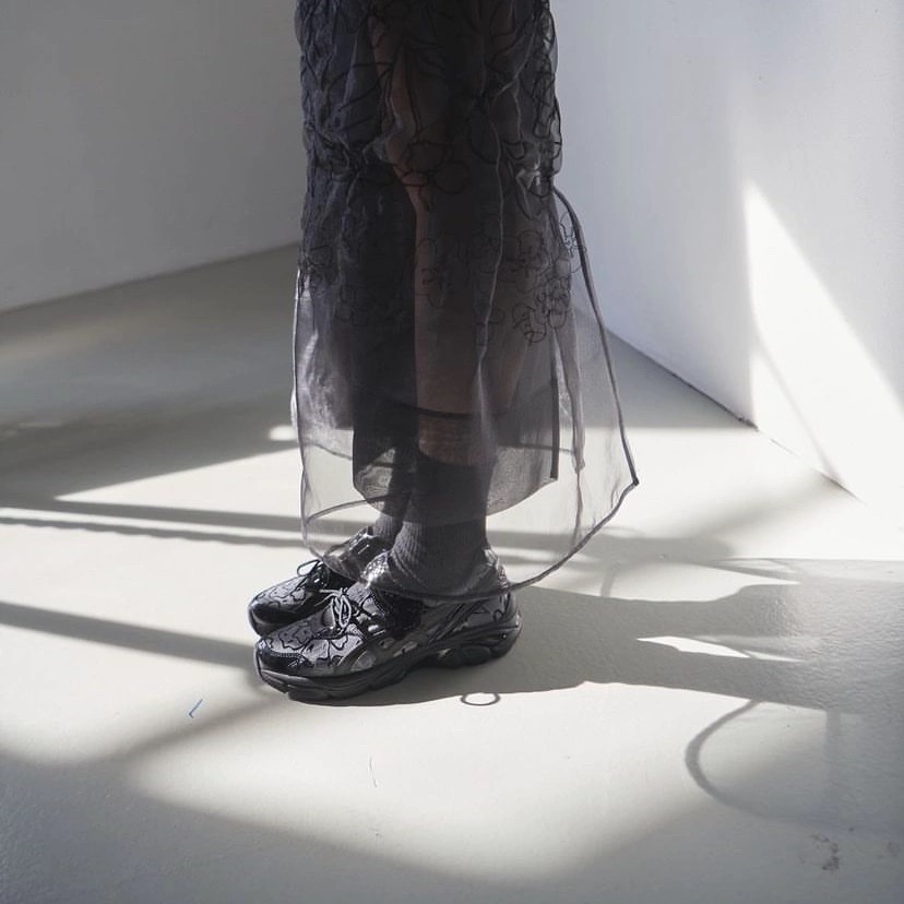 Asics x Cecilie Bahnsen GT-2160 Black 착용 스타일