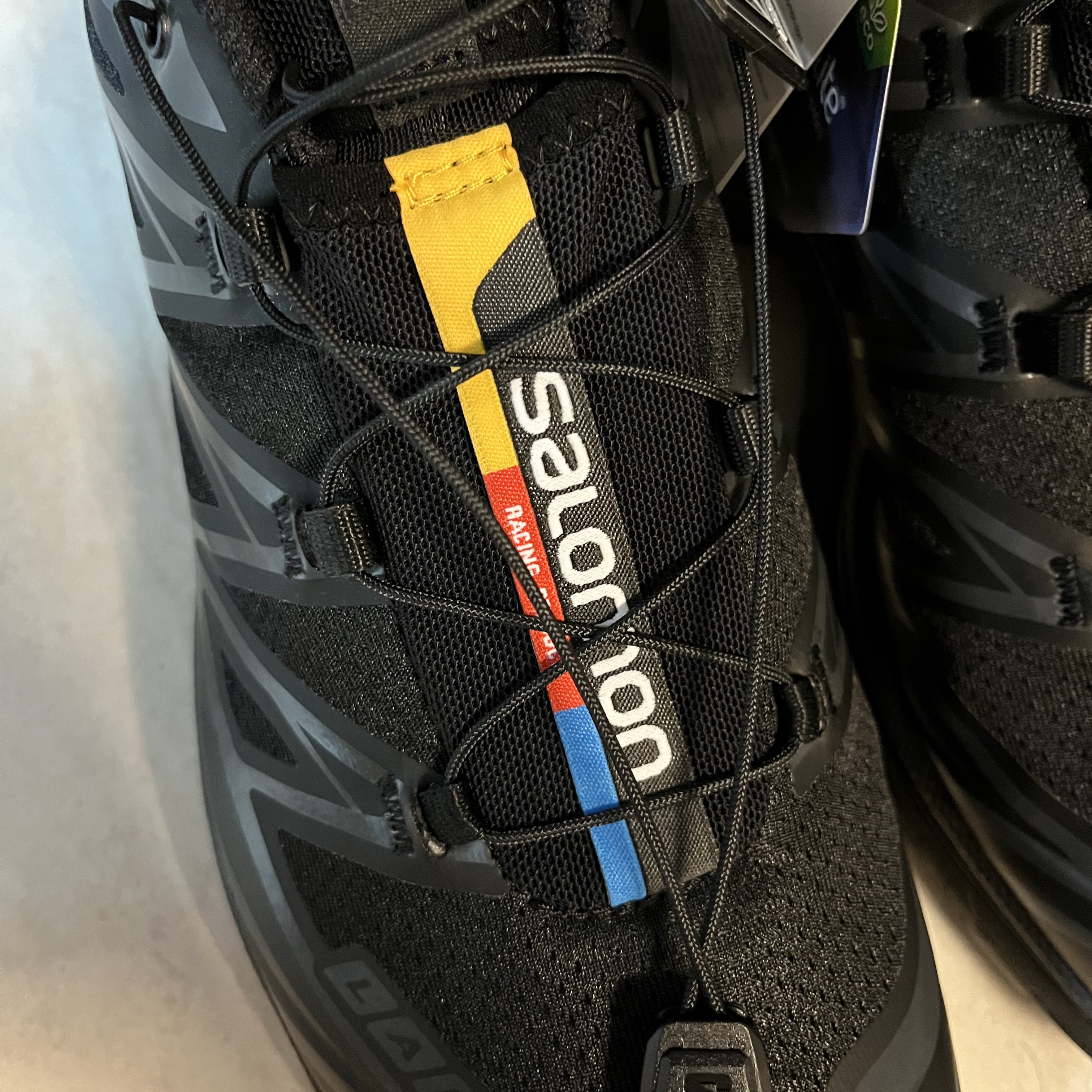 Salomon XT-6 ADV Black 착용 스타일