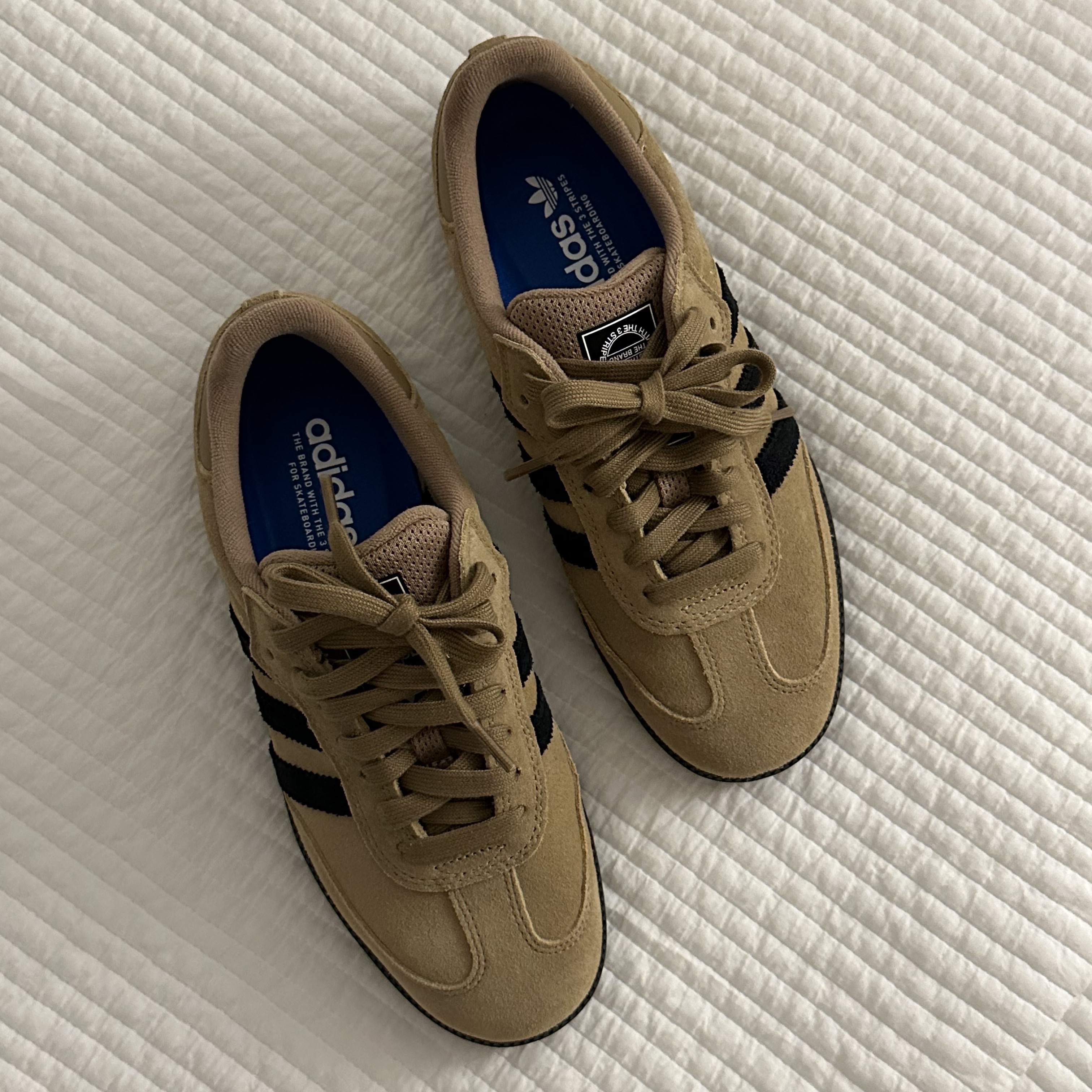 Adidas Samba ADV Cardboard 착용 스타일 - 2