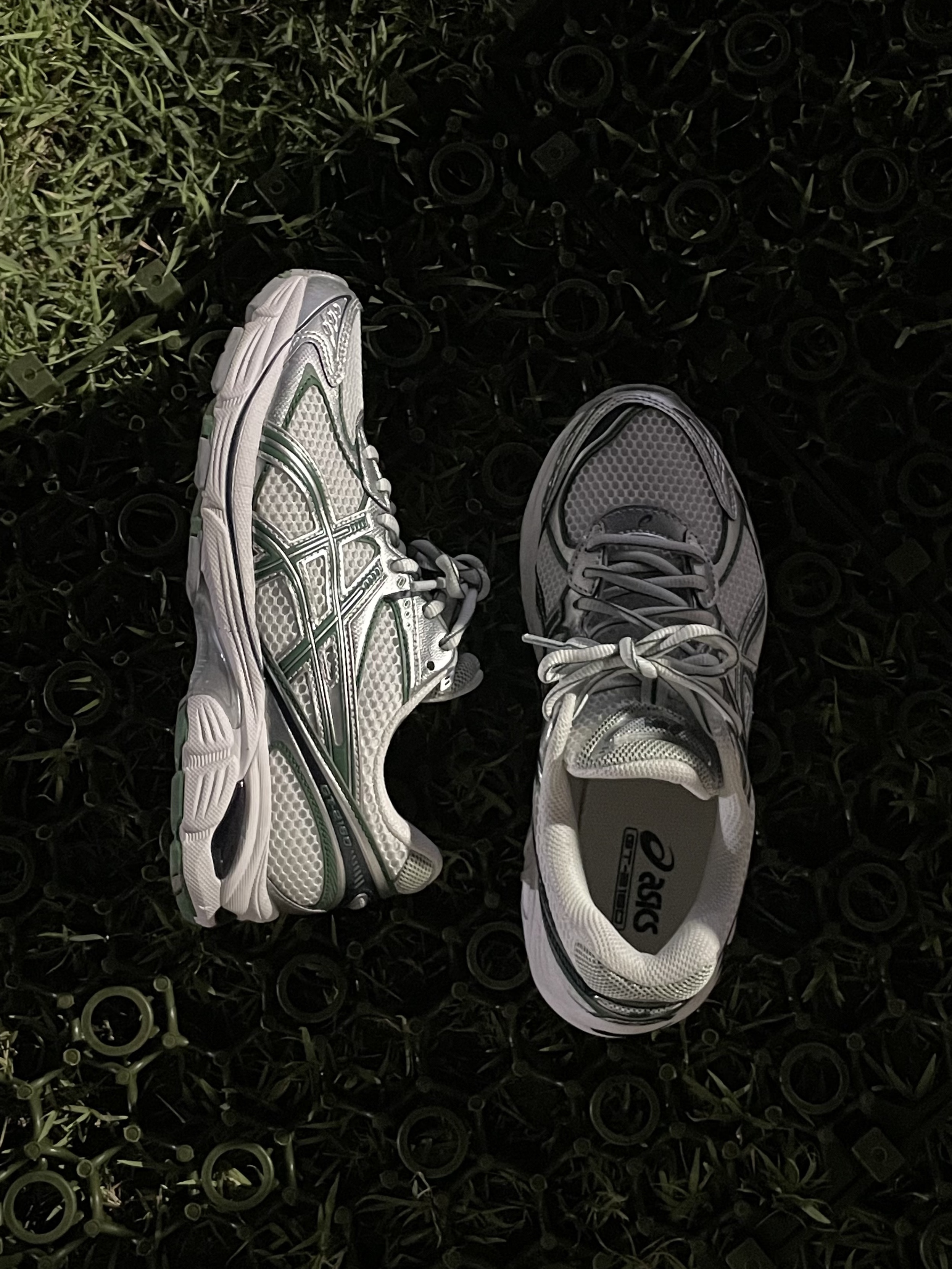Asics GT-2160 White Shamrock Green 착용 스타일 - 3