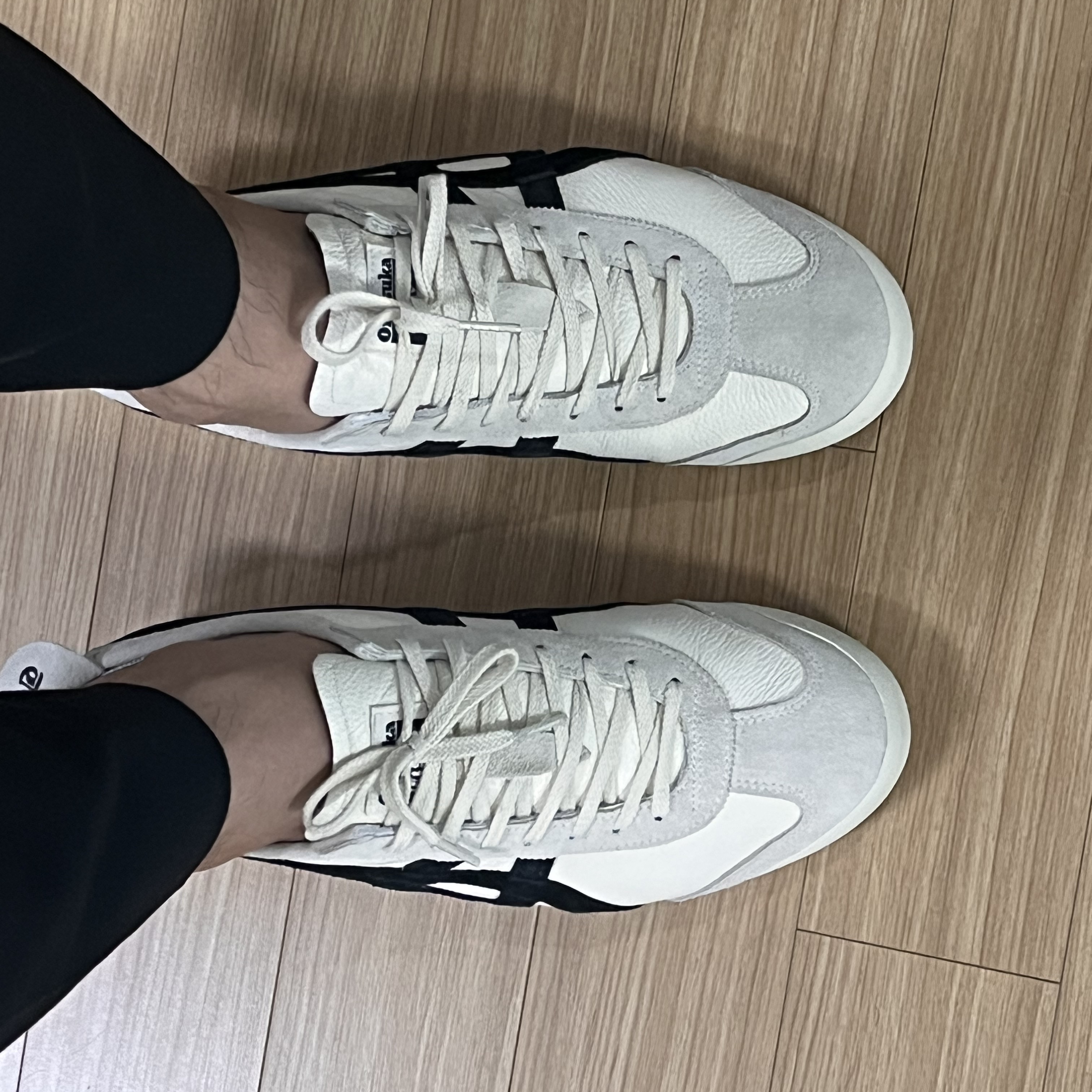 Onitsuka Tiger Mexico 66 Vintage White Black 착용 스타일 - 2