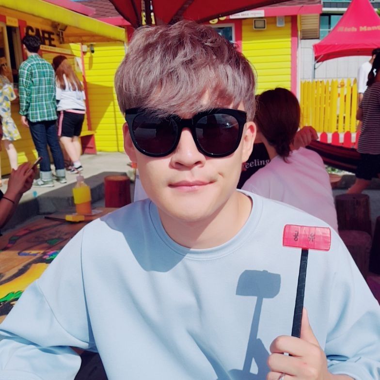 KREAM 프로필 이미지